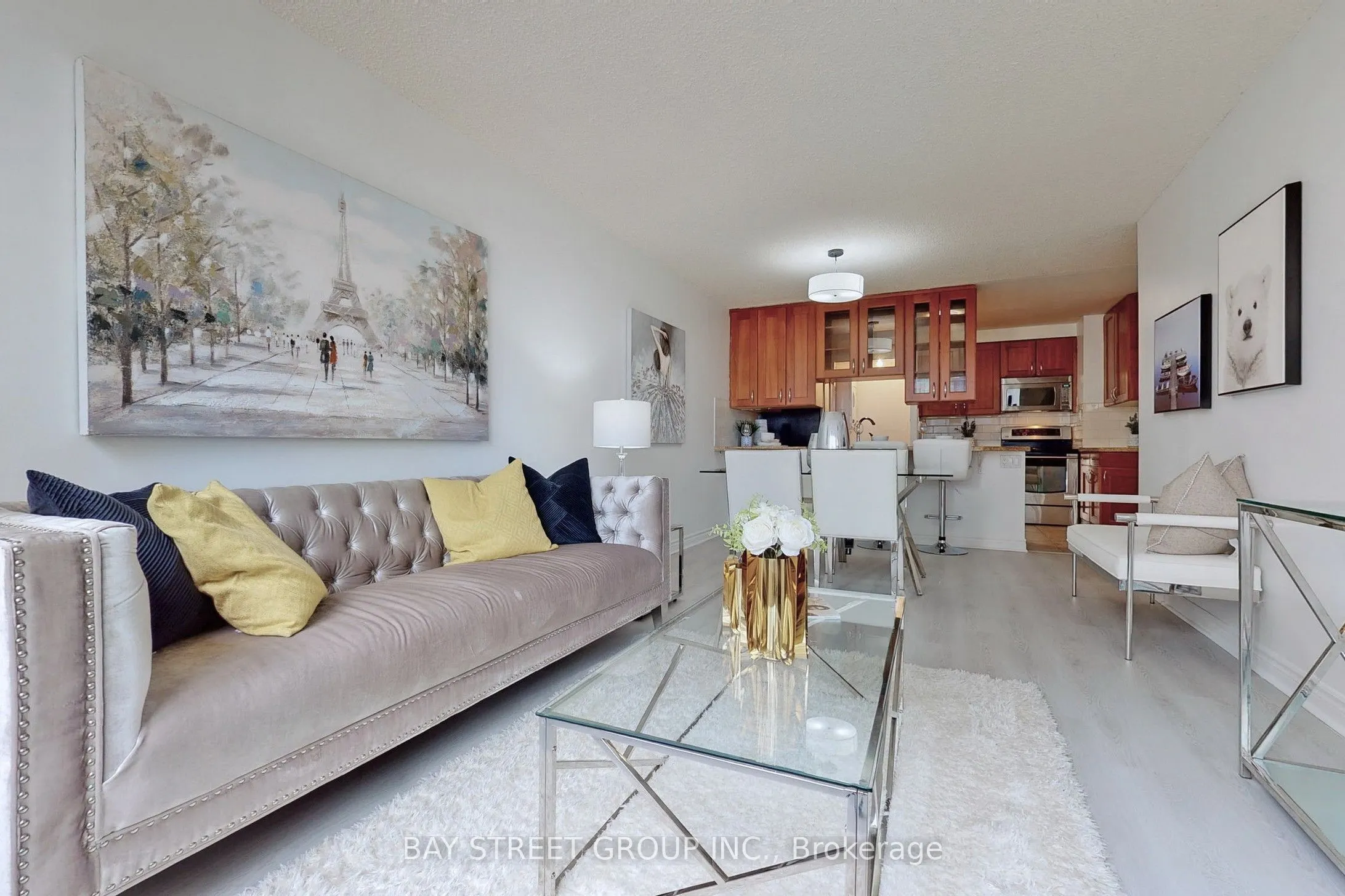 633 Bay Street, #601
