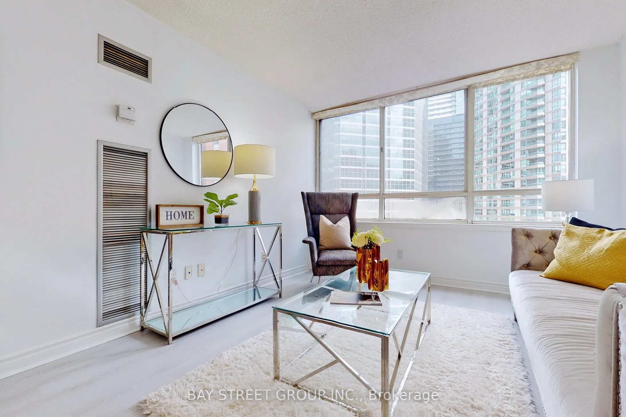 633 Bay Street, #601