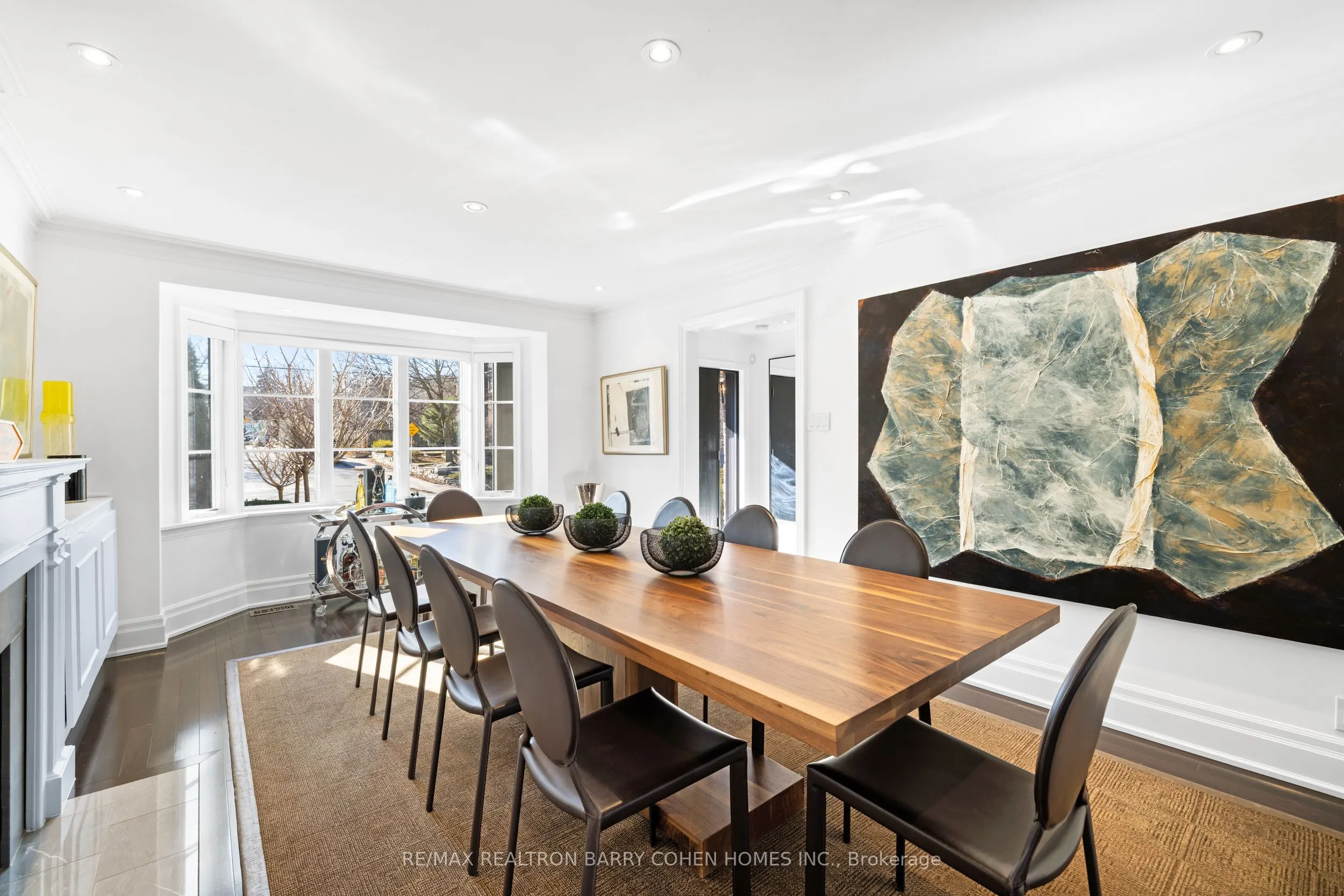 215 Lonsmount Drive