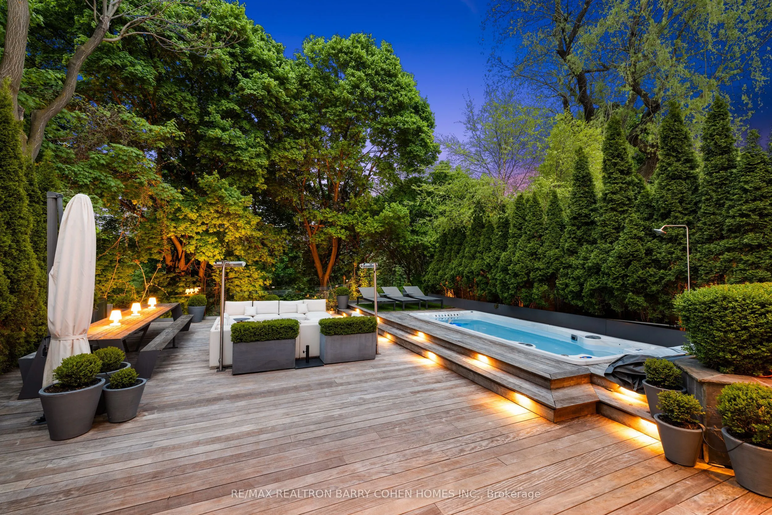 215 Lonsmount Drive