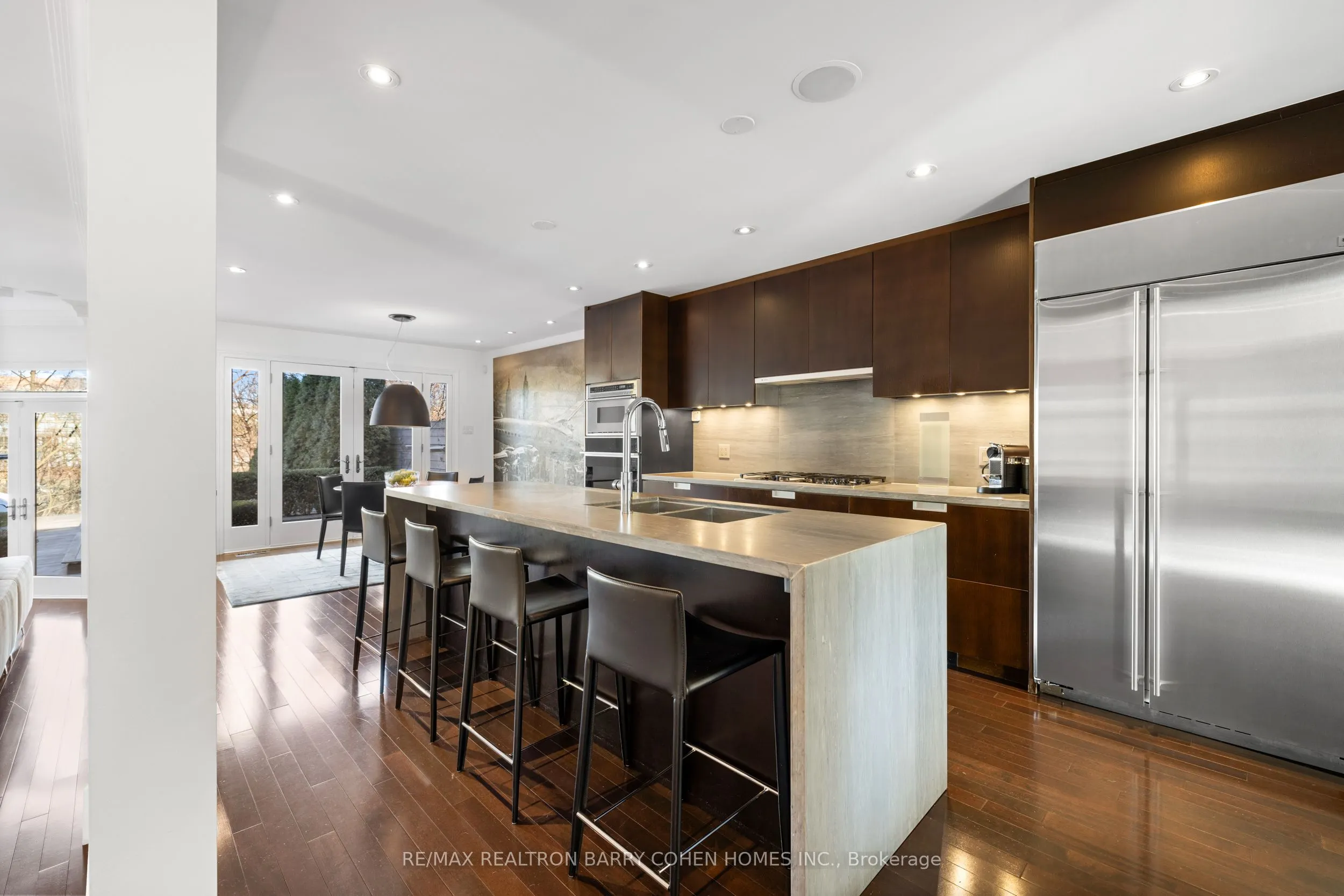 215 Lonsmount Drive