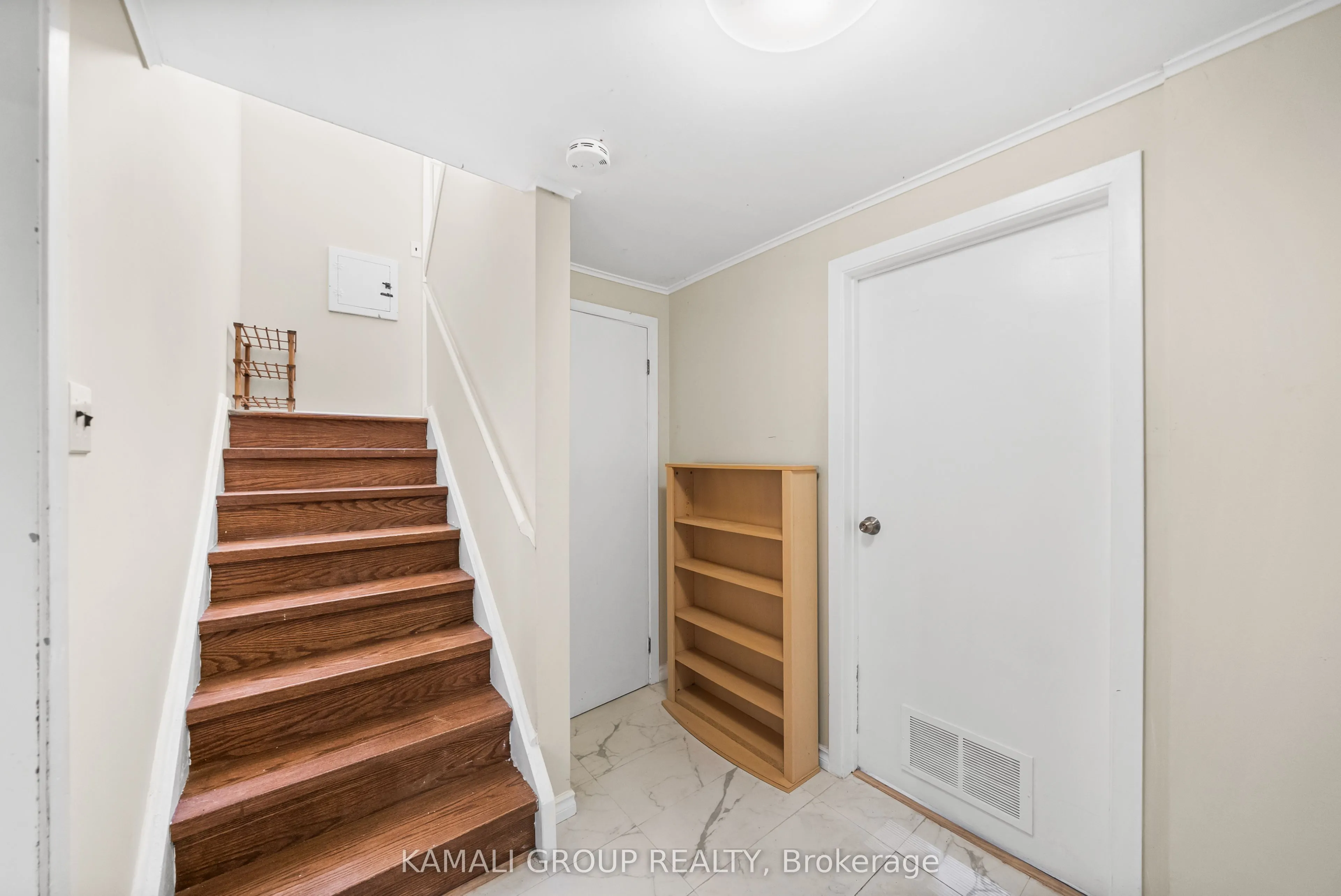 16 Elise Terrace