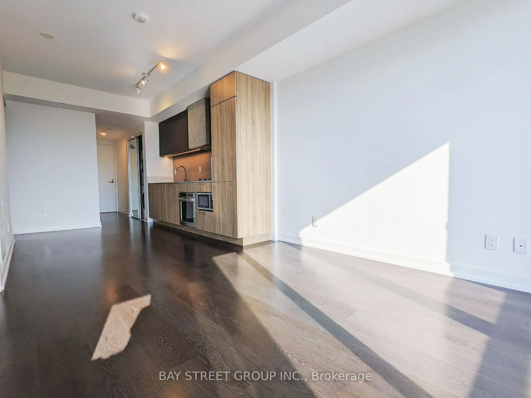 19 Western Battery Road, #2811