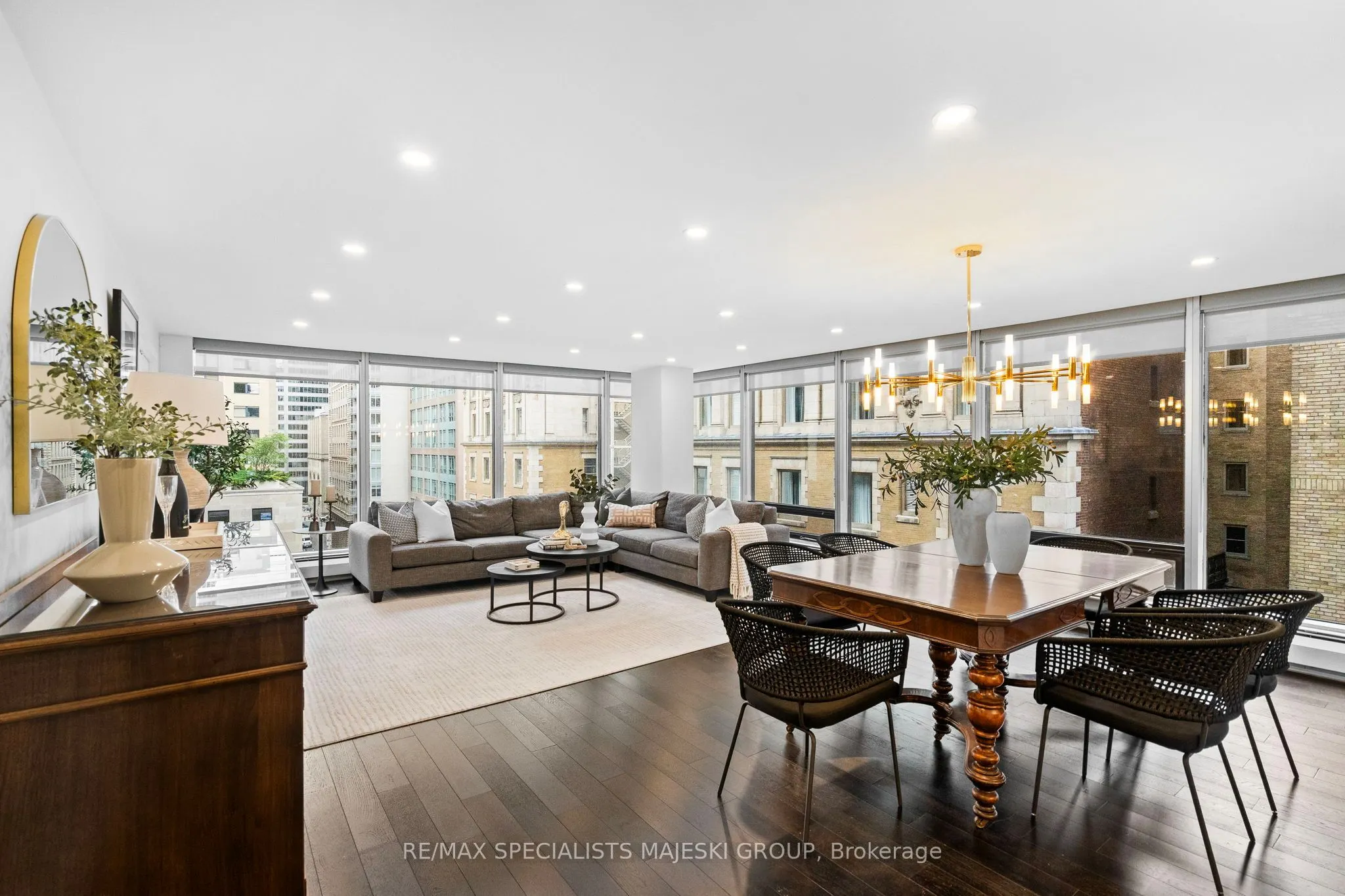 30 Wellington Street E, #1005