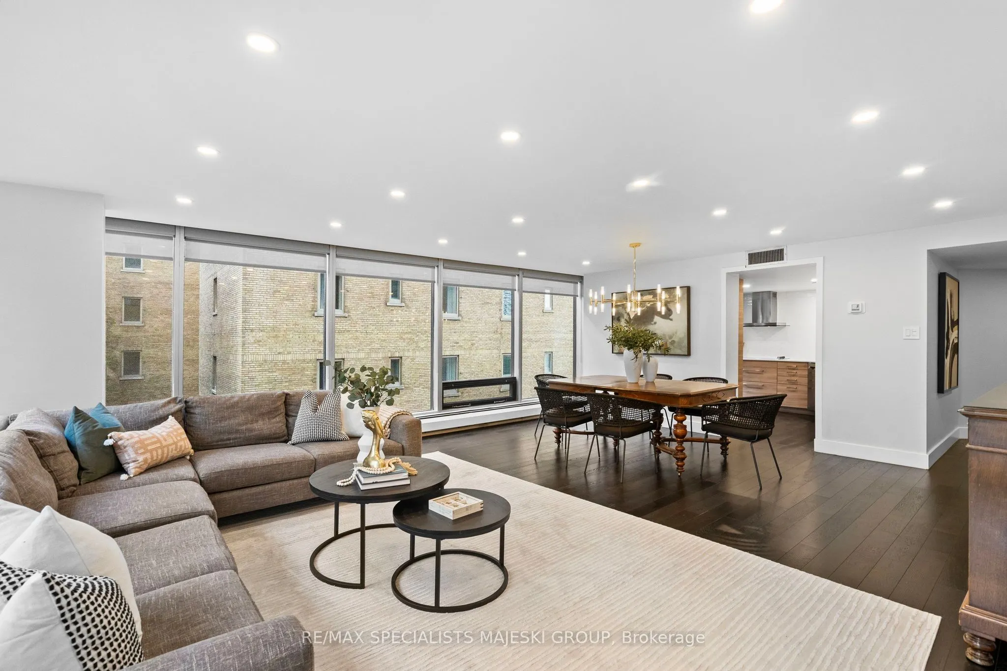 30 Wellington Street E, #1005