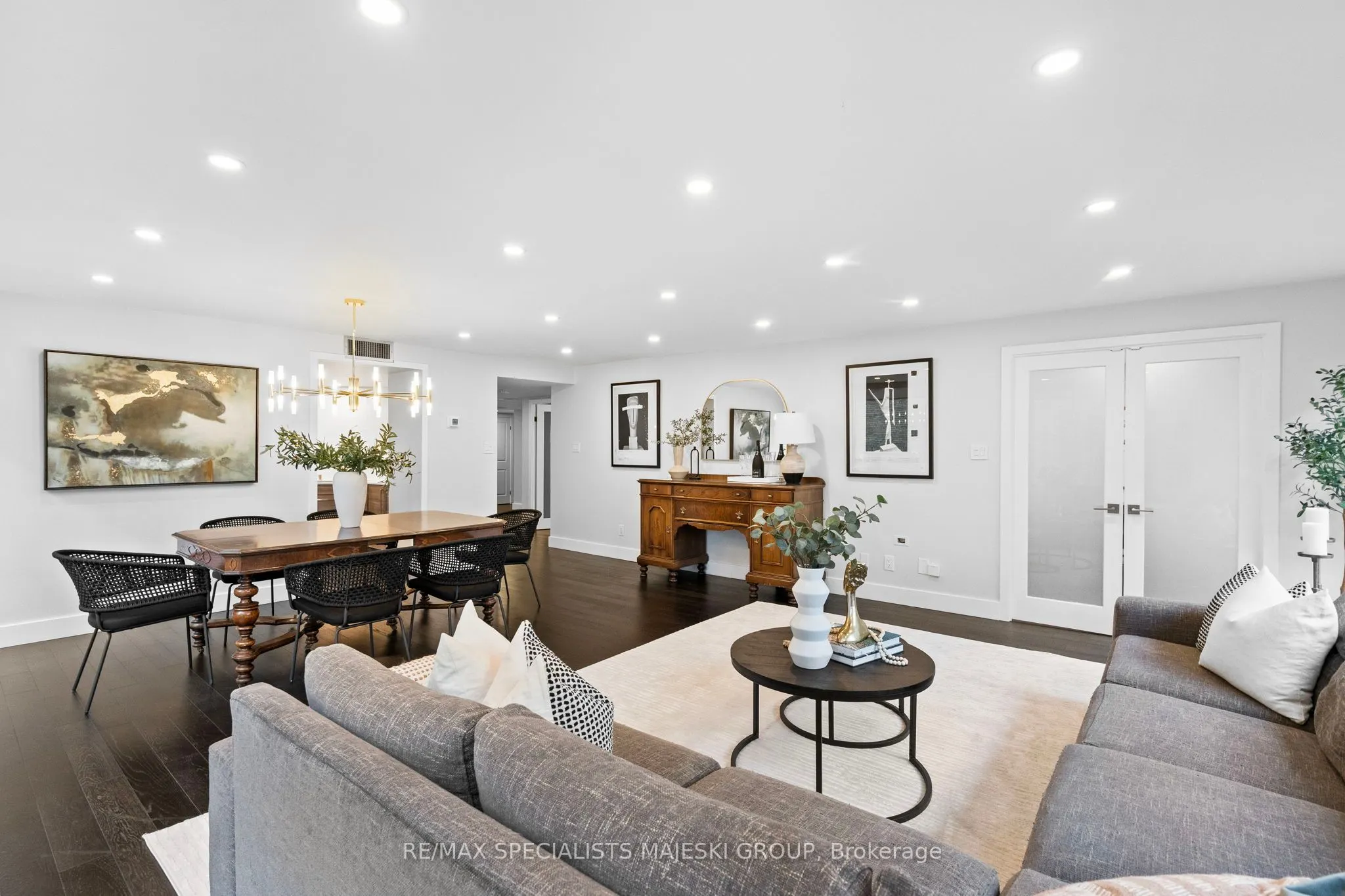 30 Wellington Street E, #1005