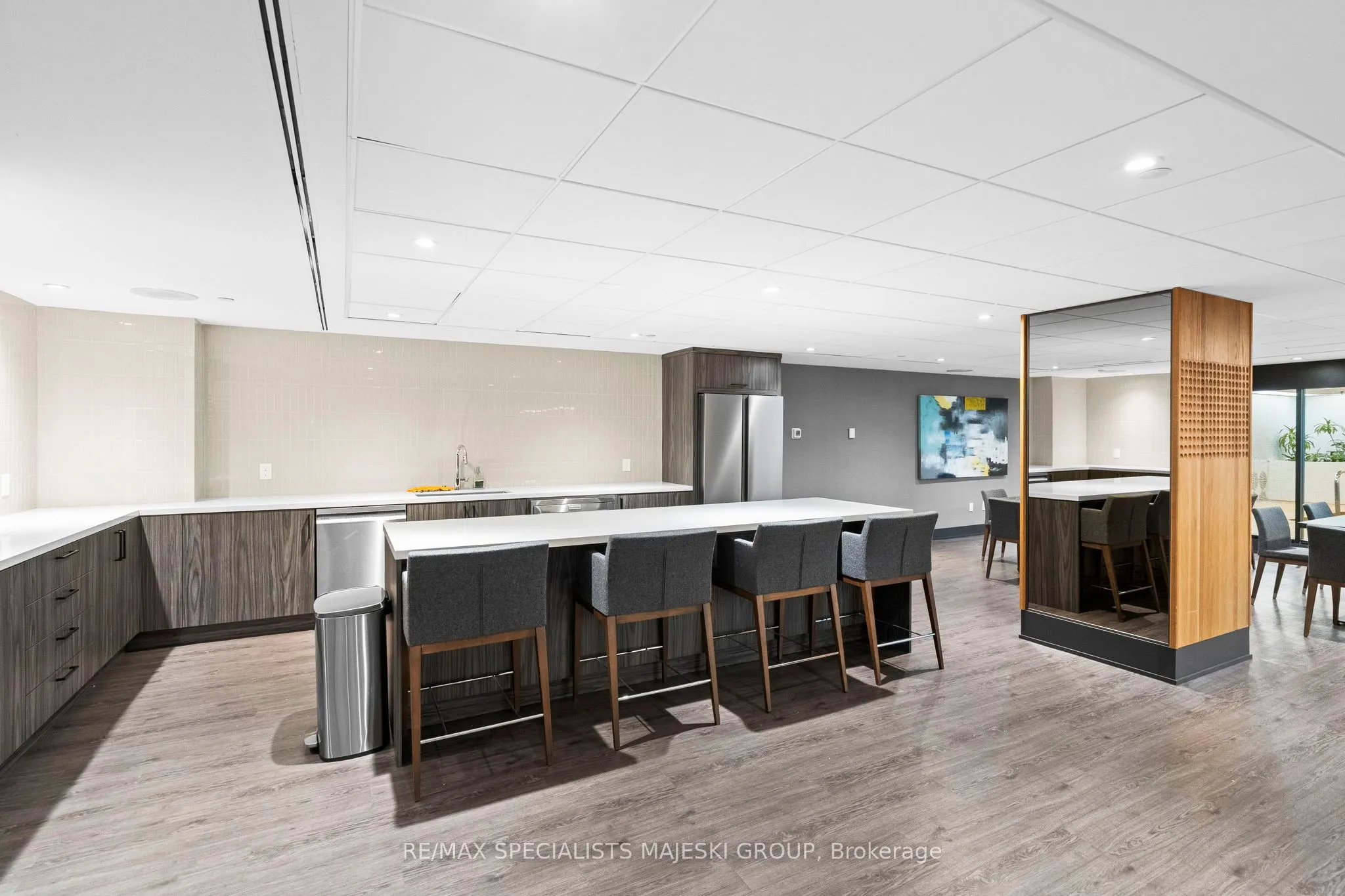 30 Wellington Street E, #1005