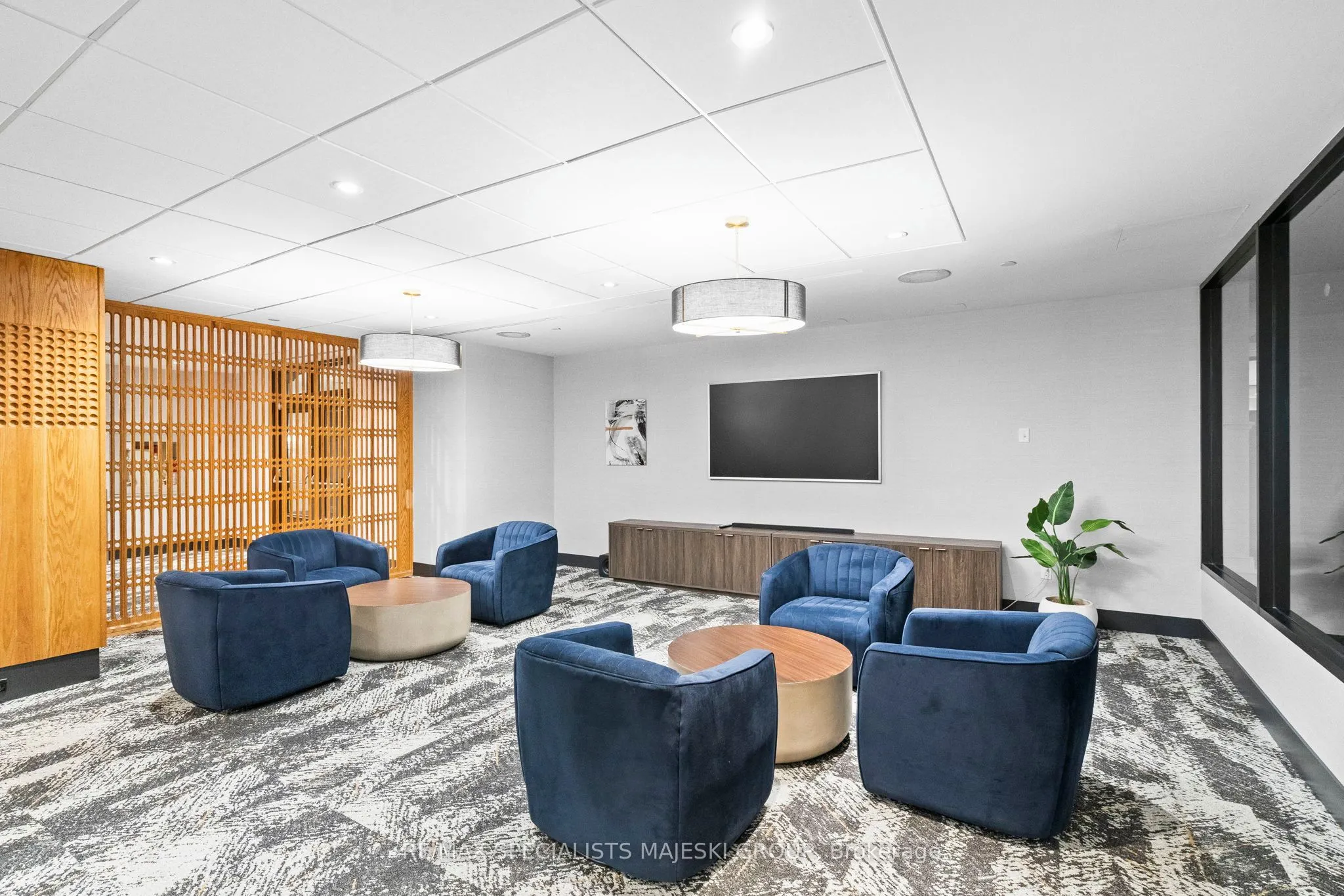30 Wellington Street E, #1005