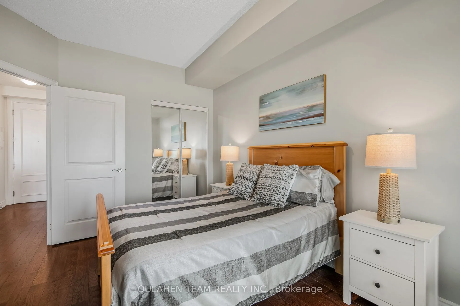 20 Bloorview Place, #717
