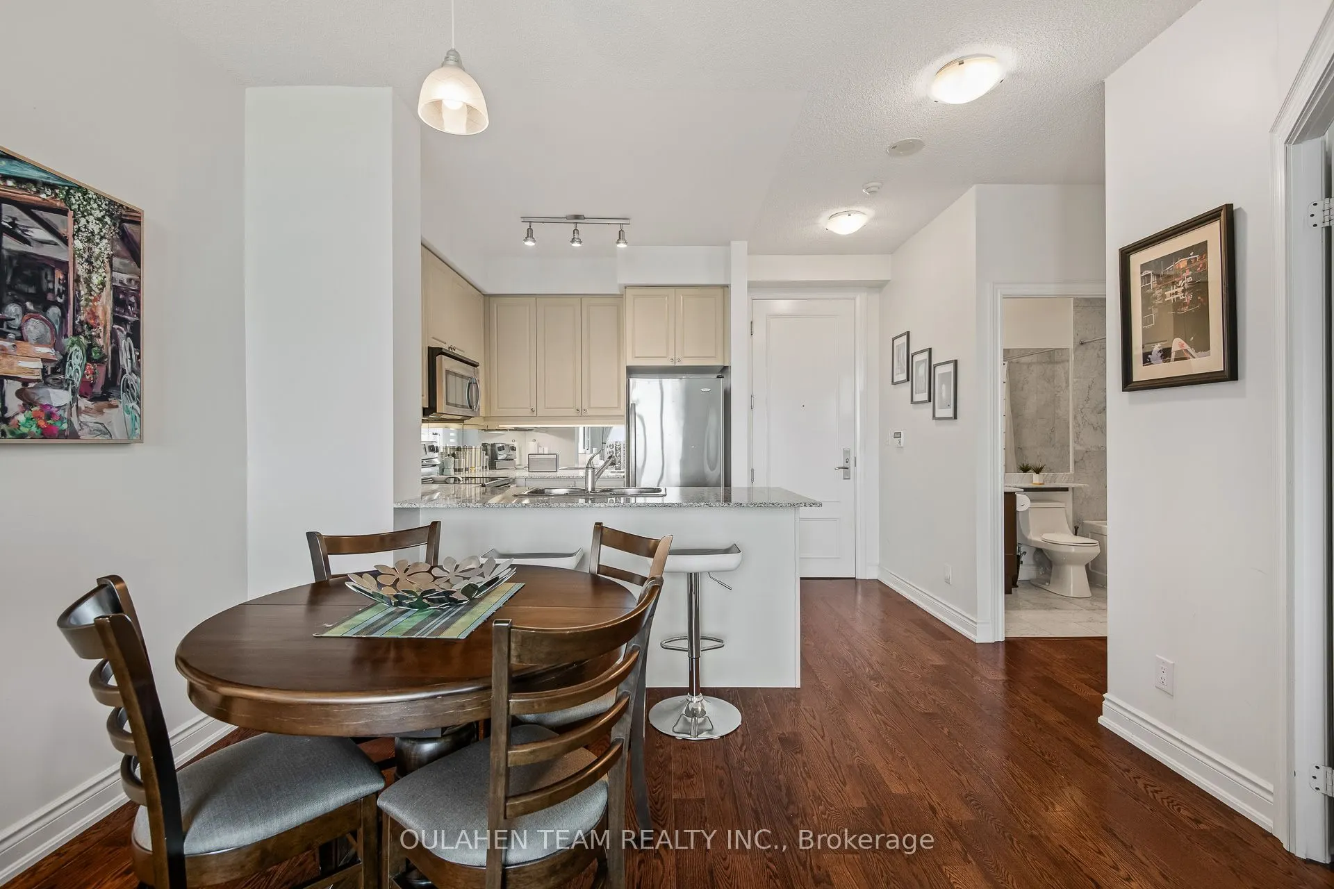 20 Bloorview Place, #717