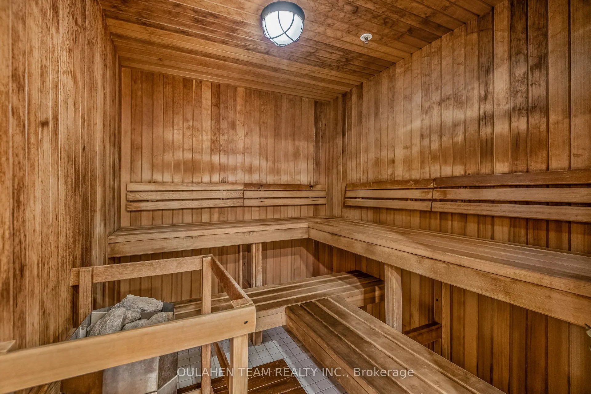 20 Bloorview Place, #717