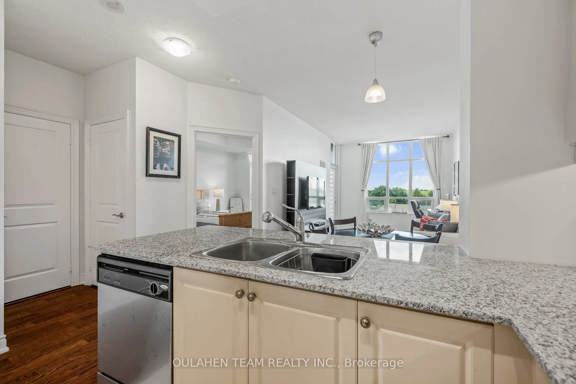 20 Bloorview Place, #717