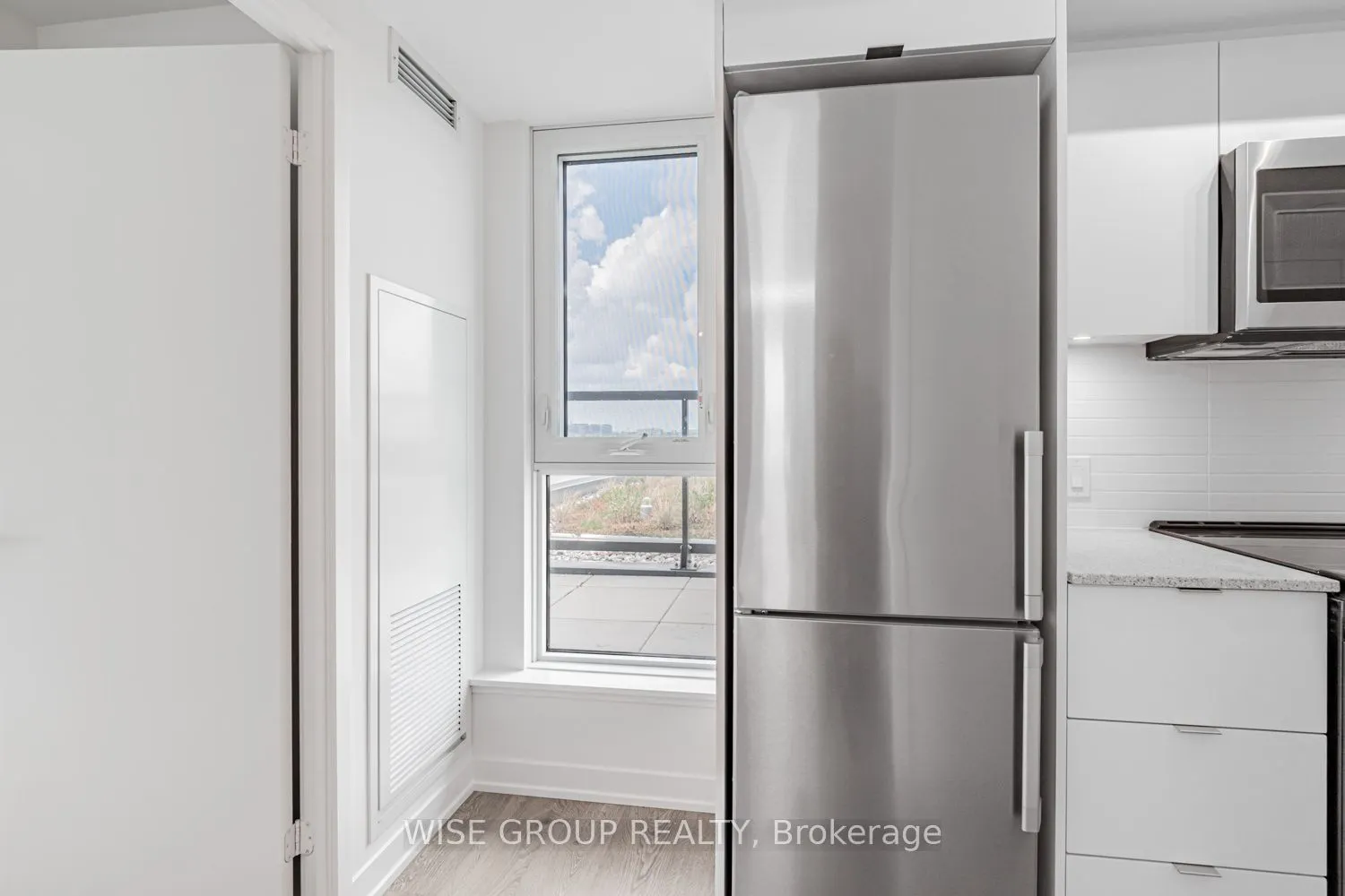 500 Wilson Avenue, #906