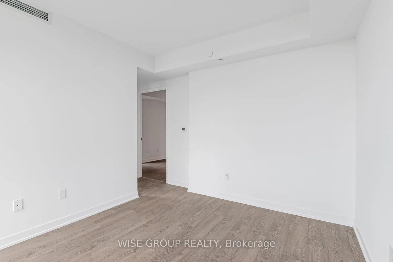 500 Wilson Avenue, #906