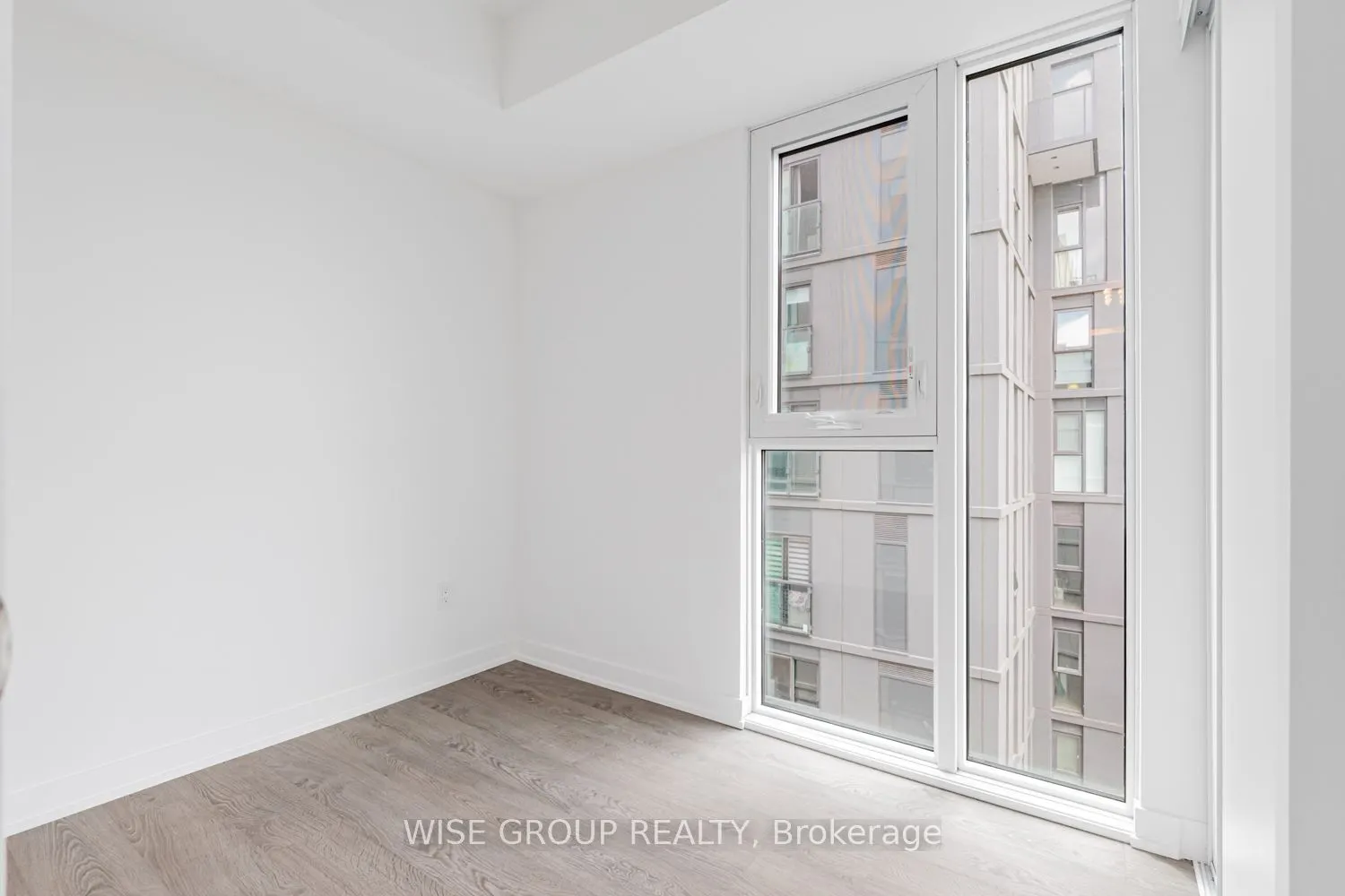 500 Wilson Avenue, #906