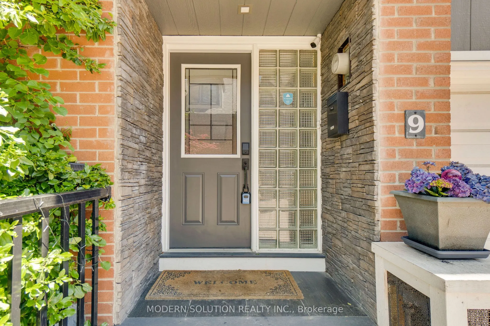 9 Douville Court