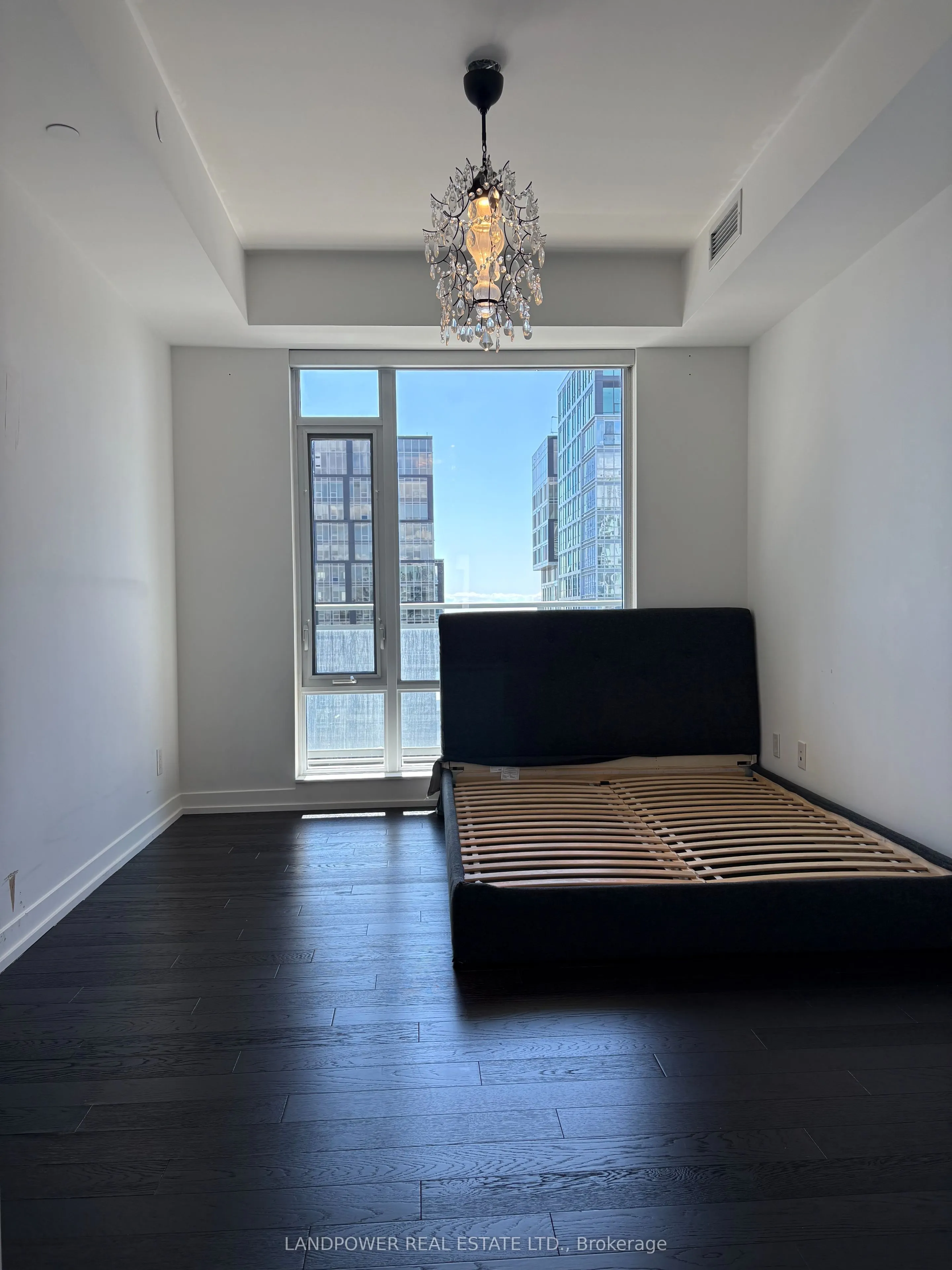 21 Widmer Street, #4011