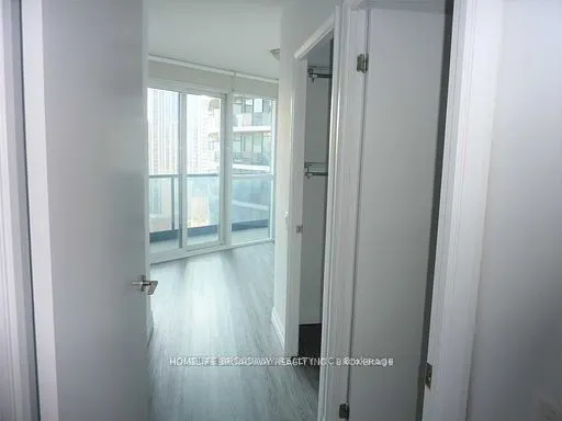 25 Carlton Street, #2504