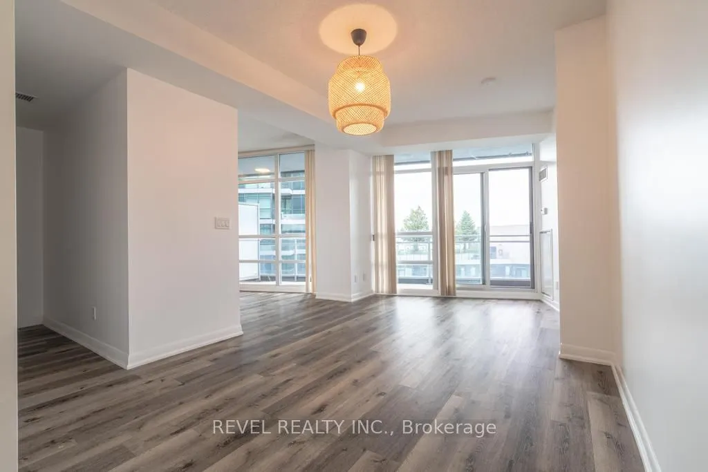 15 Bruyeres Mews, #1206