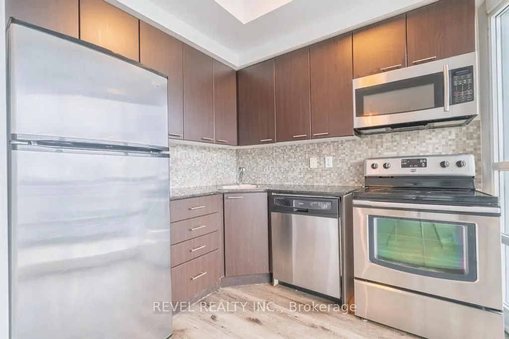 15 Bruyeres Mews, #1206