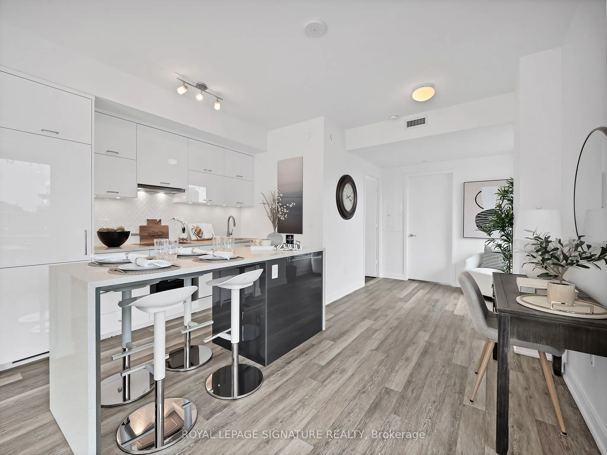 106 Dovercourt Road, #420