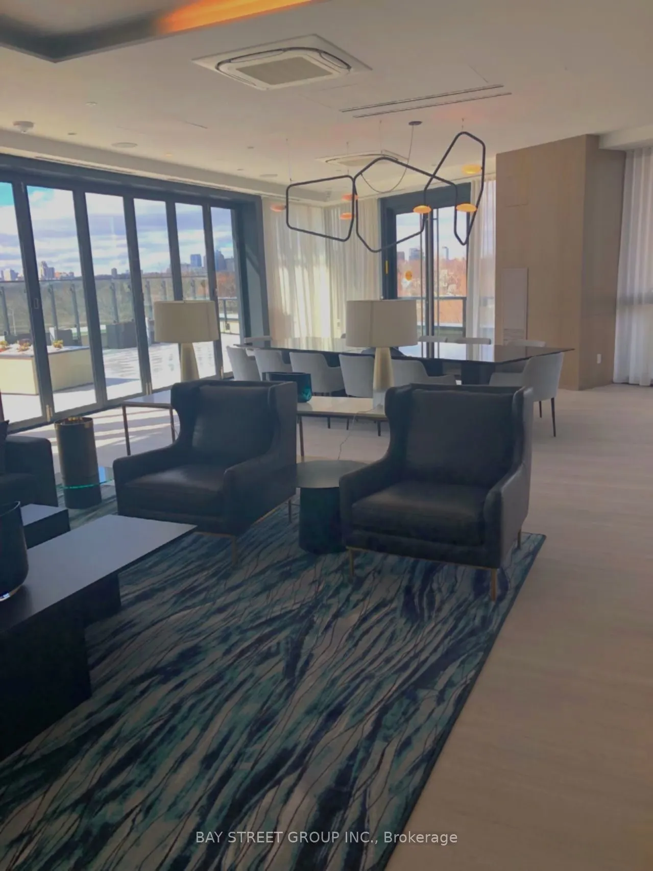 575 Bloor Street, #1009