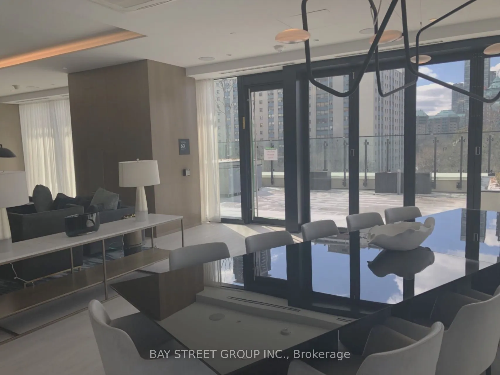 575 Bloor Street, #1009