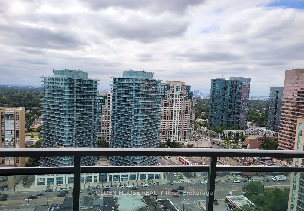 18 Holmes Avenue, #2208