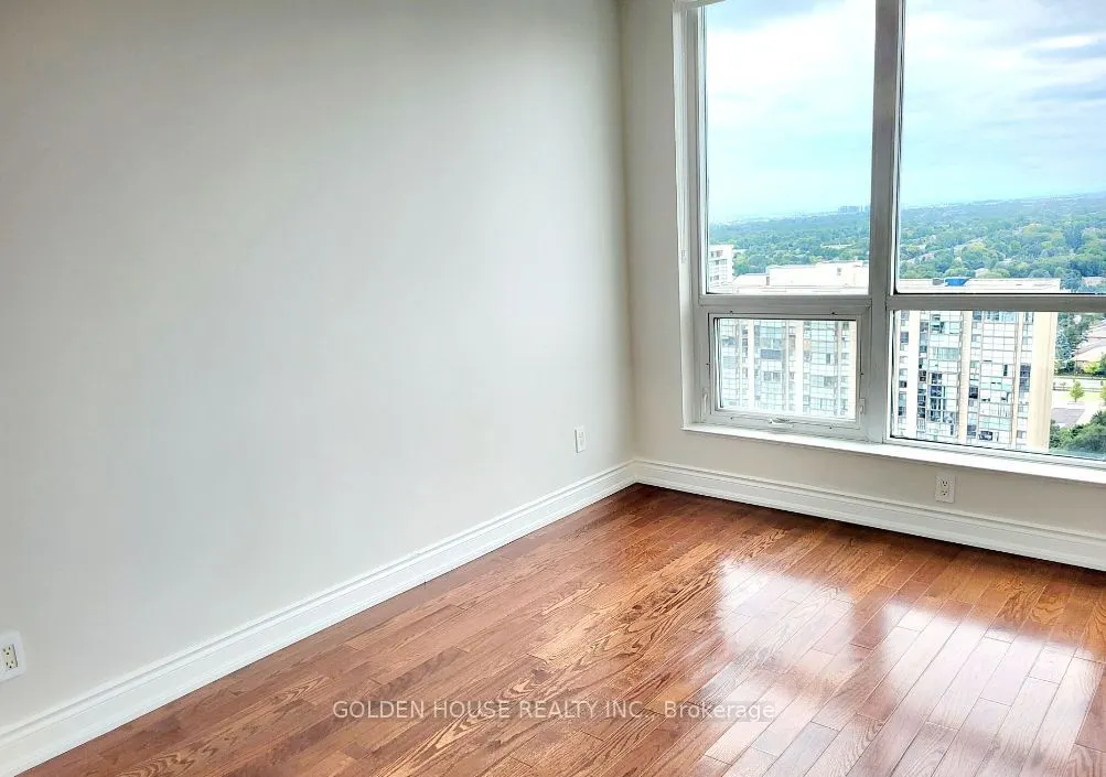 18 Holmes Avenue, #2208