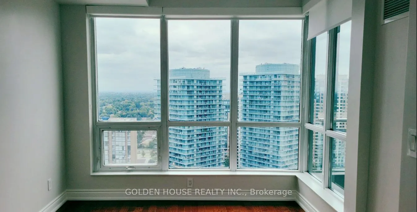 18 Holmes Avenue, #2208