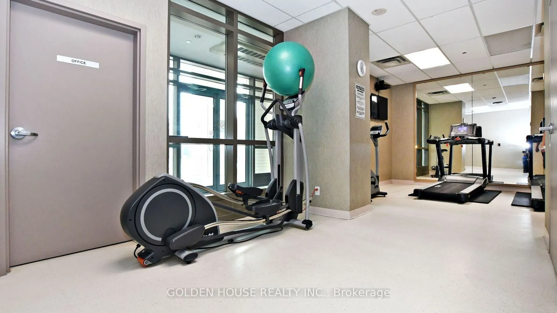 18 Holmes Avenue, #2208