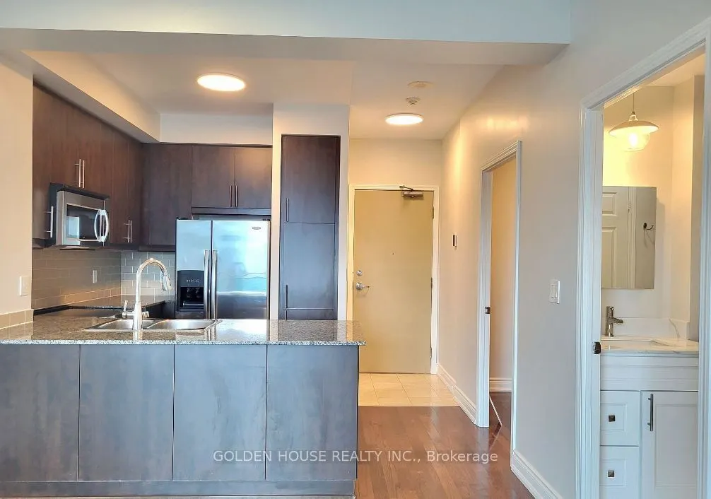 18 Holmes Avenue, #2208
