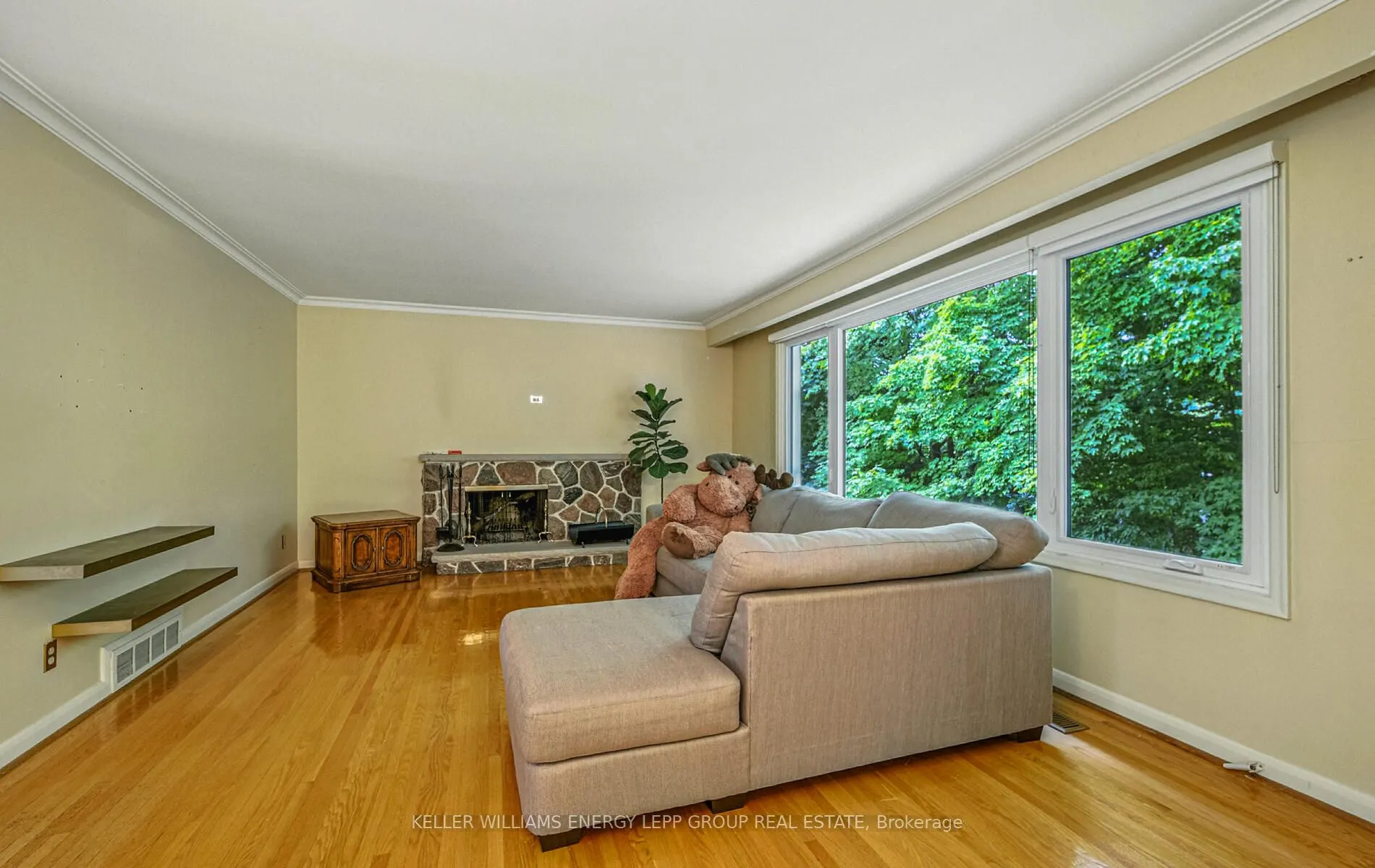 15 Artinger Court
