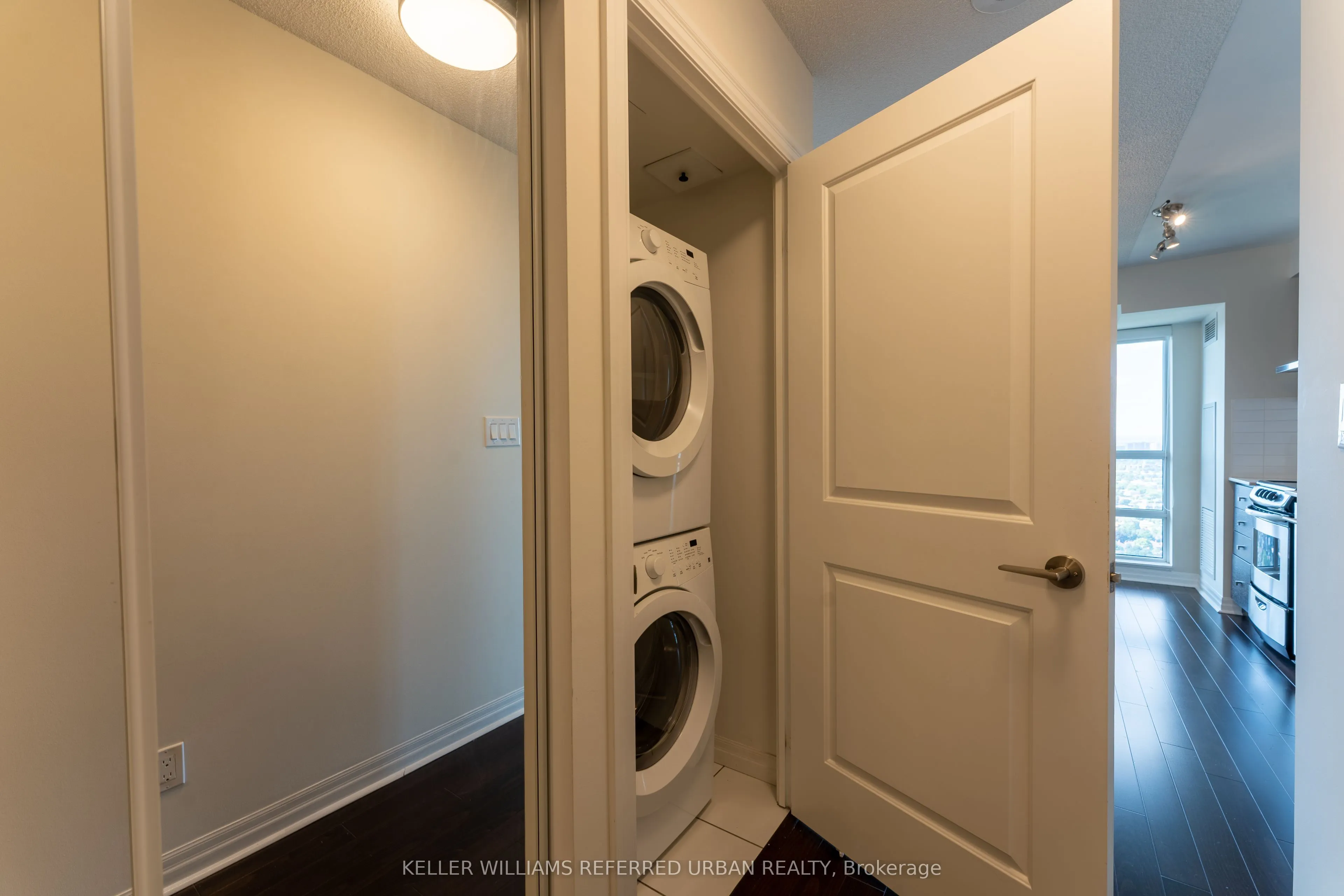 2015 Sheppard Avenue E, #3807