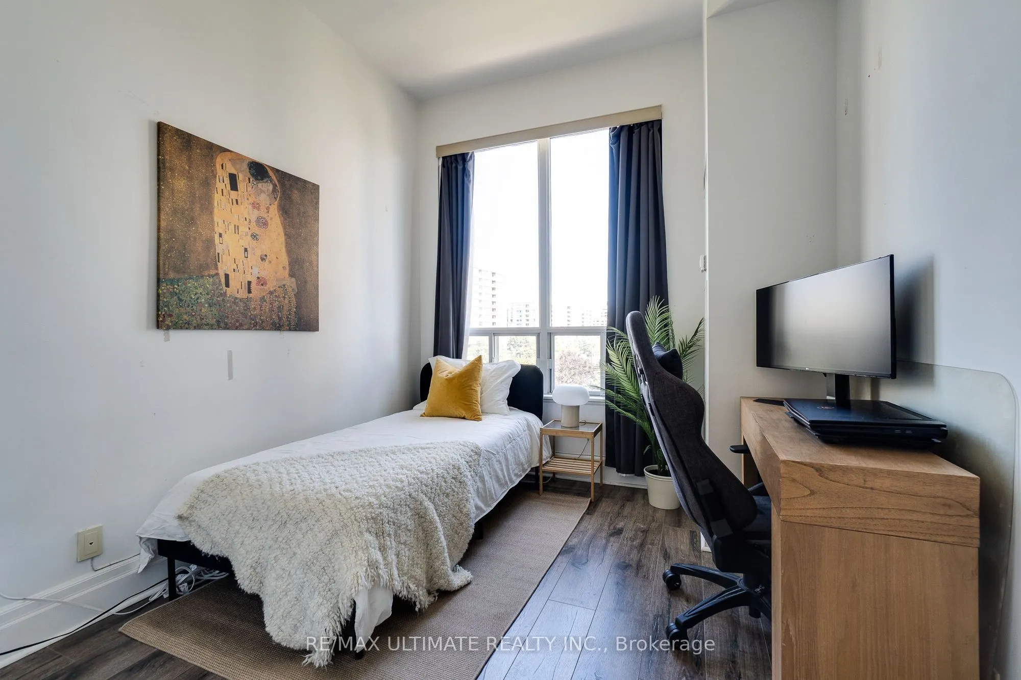 777 STEELES Avenue, #LPH9