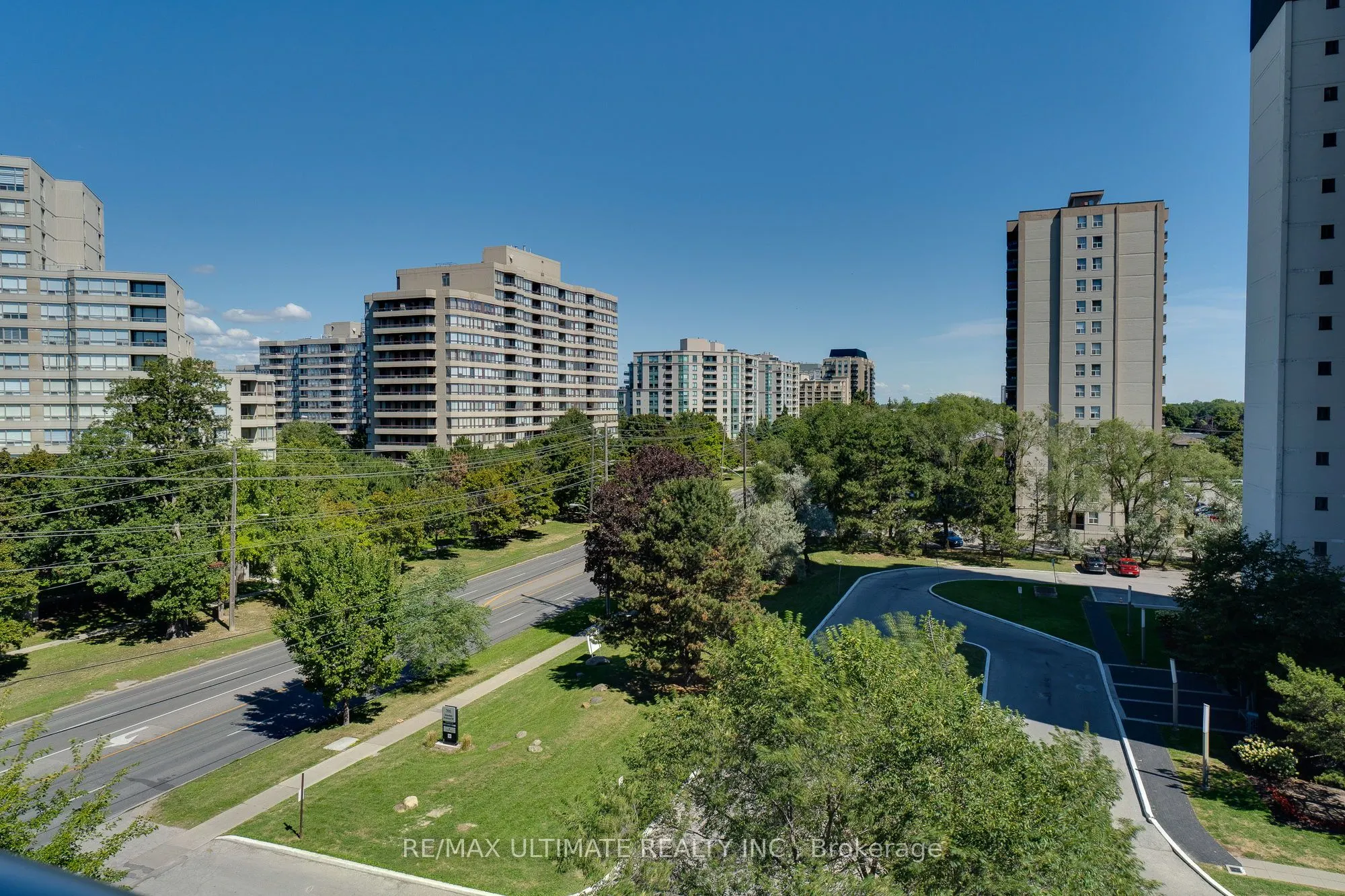 777 STEELES Avenue, #LPH9