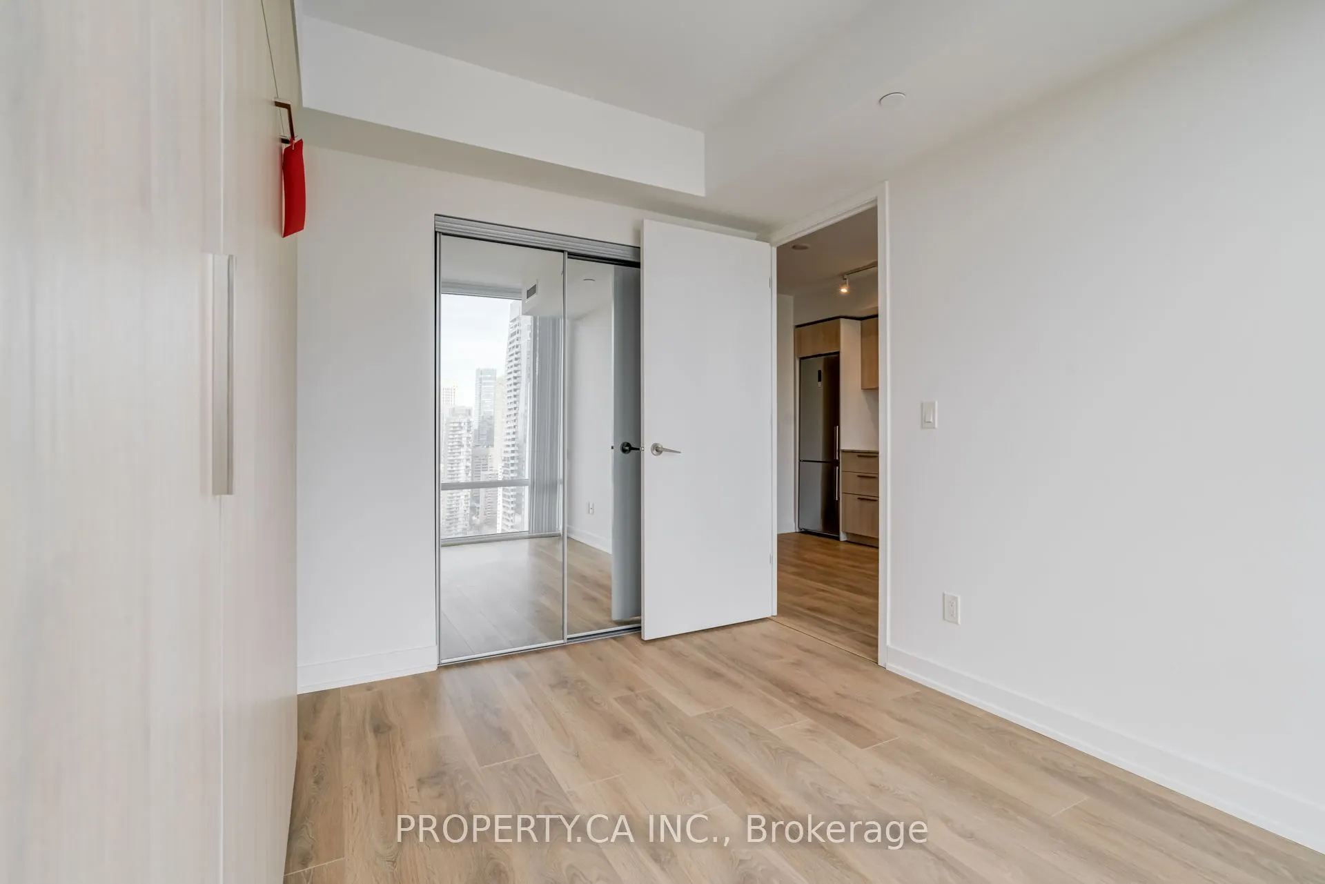 501 Yonge Street, #3103