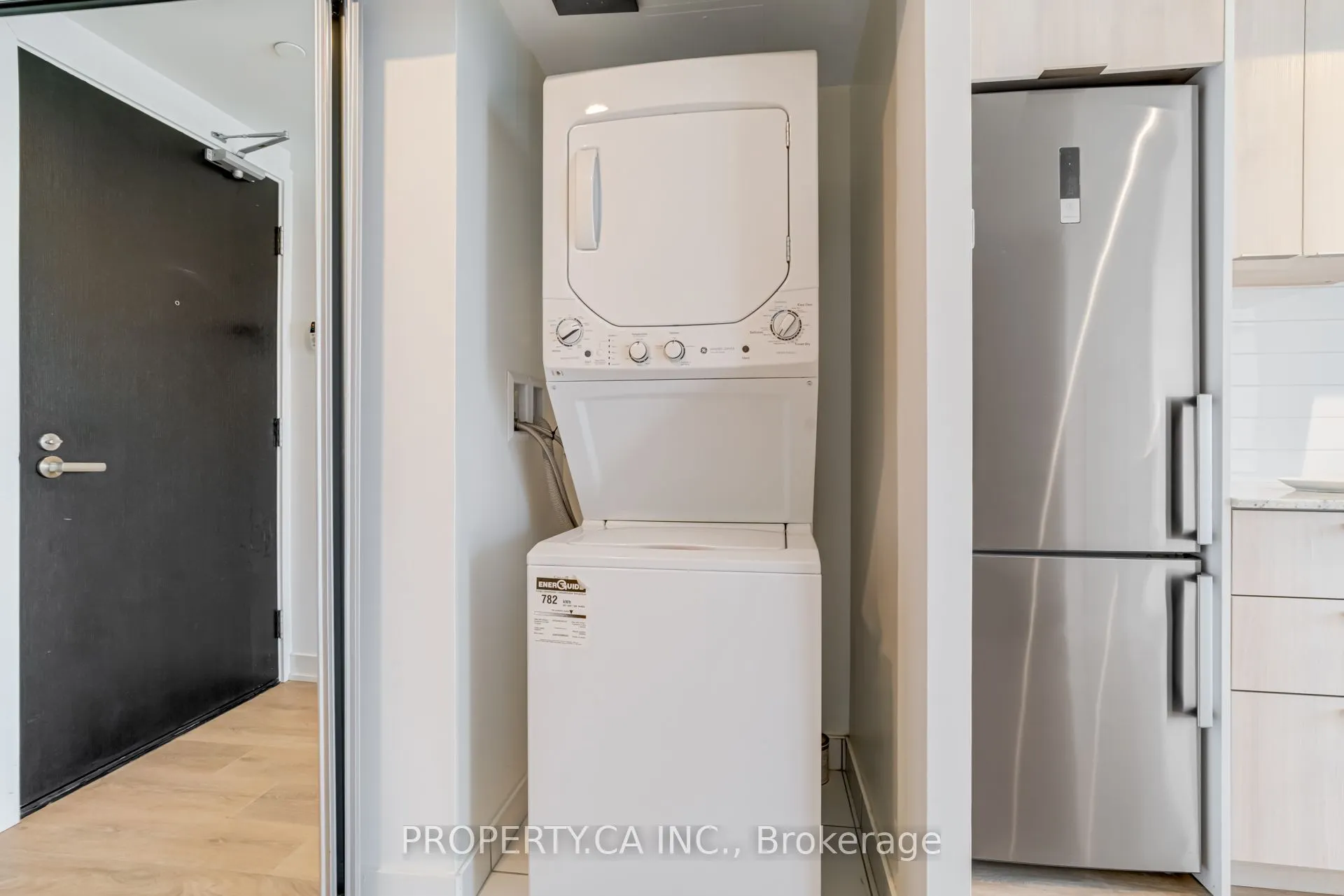 501 Yonge Street, #3103
