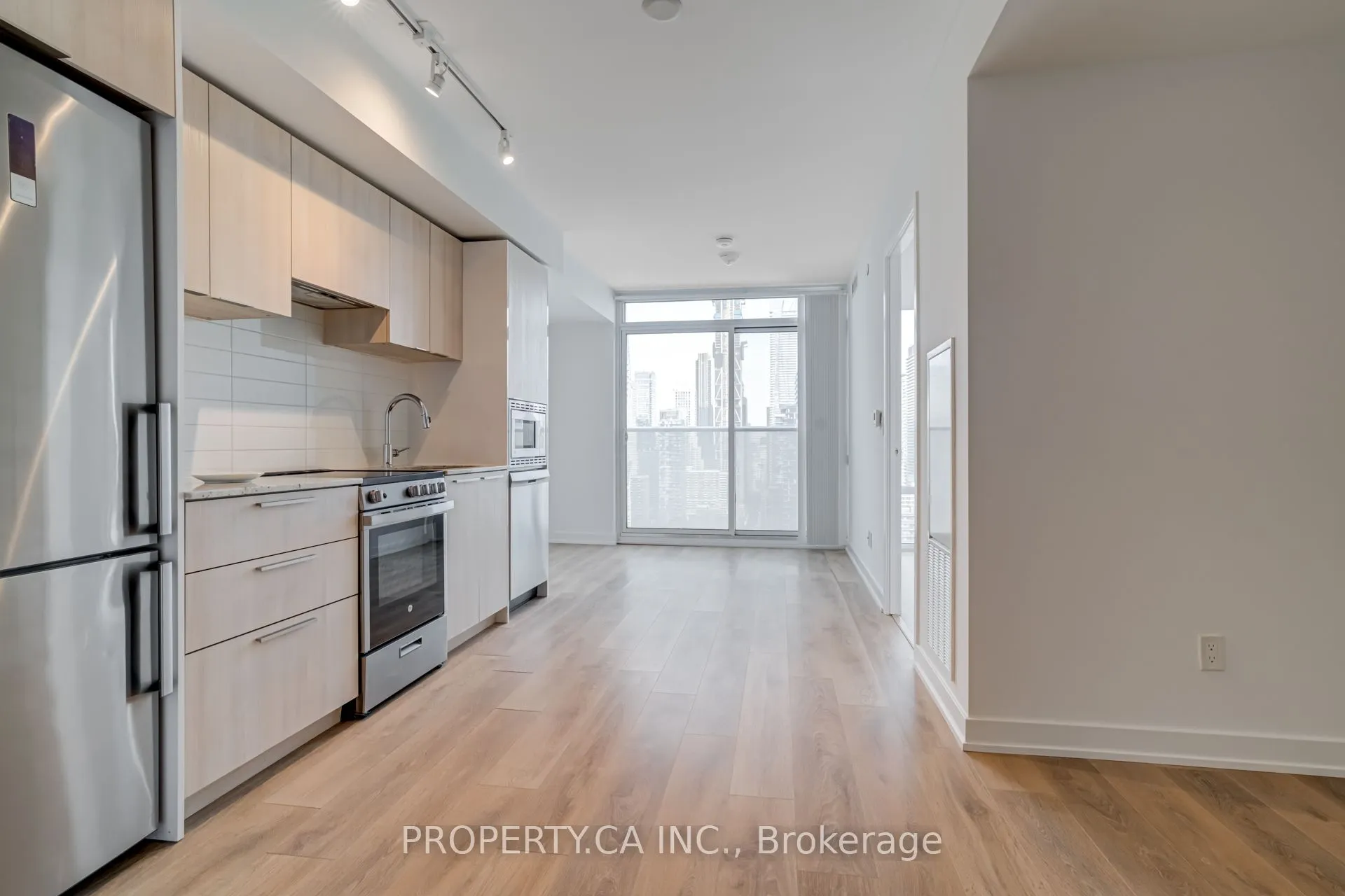 501 Yonge Street, #3103