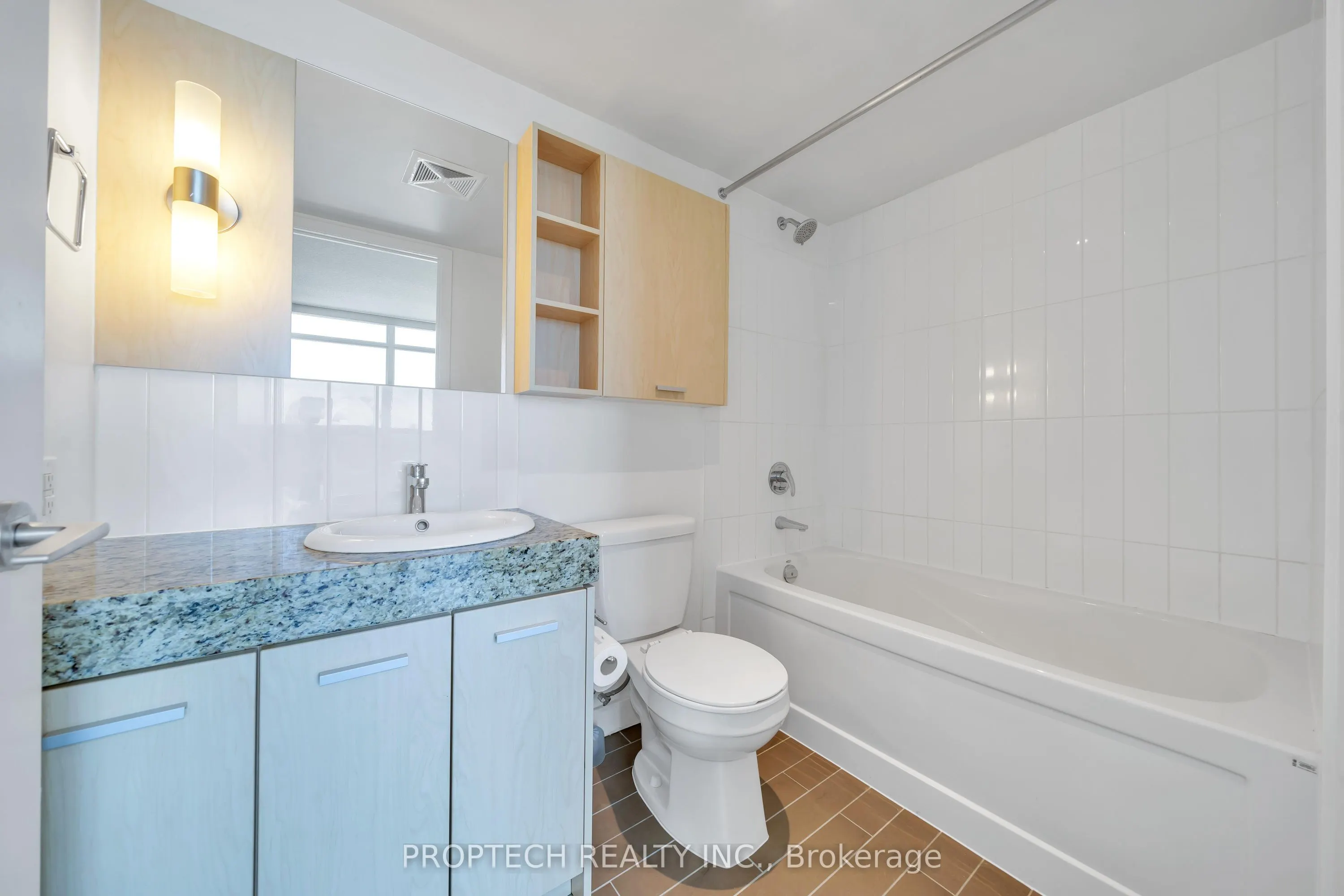 33 Singer Court, #1502