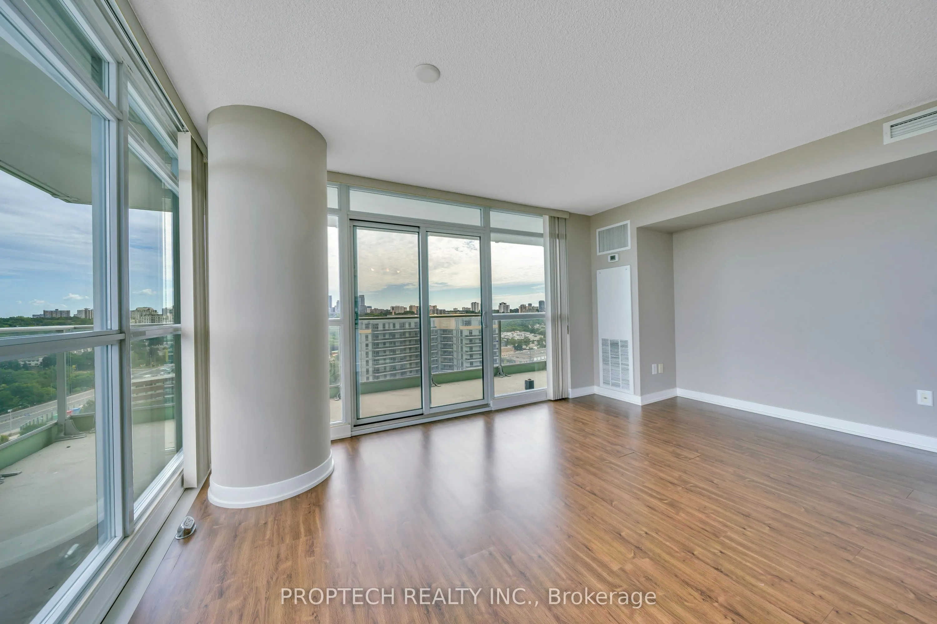 33 Singer Court, #1502
