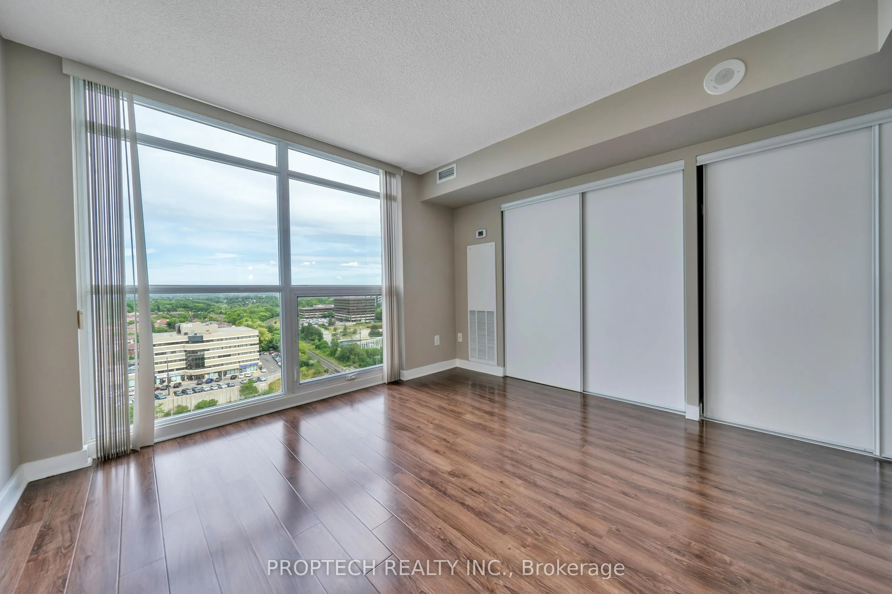 33 Singer Court, #1502
