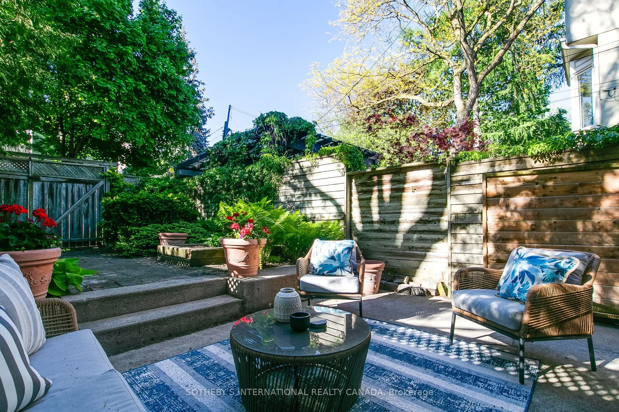 48 Salisbury Avenue
