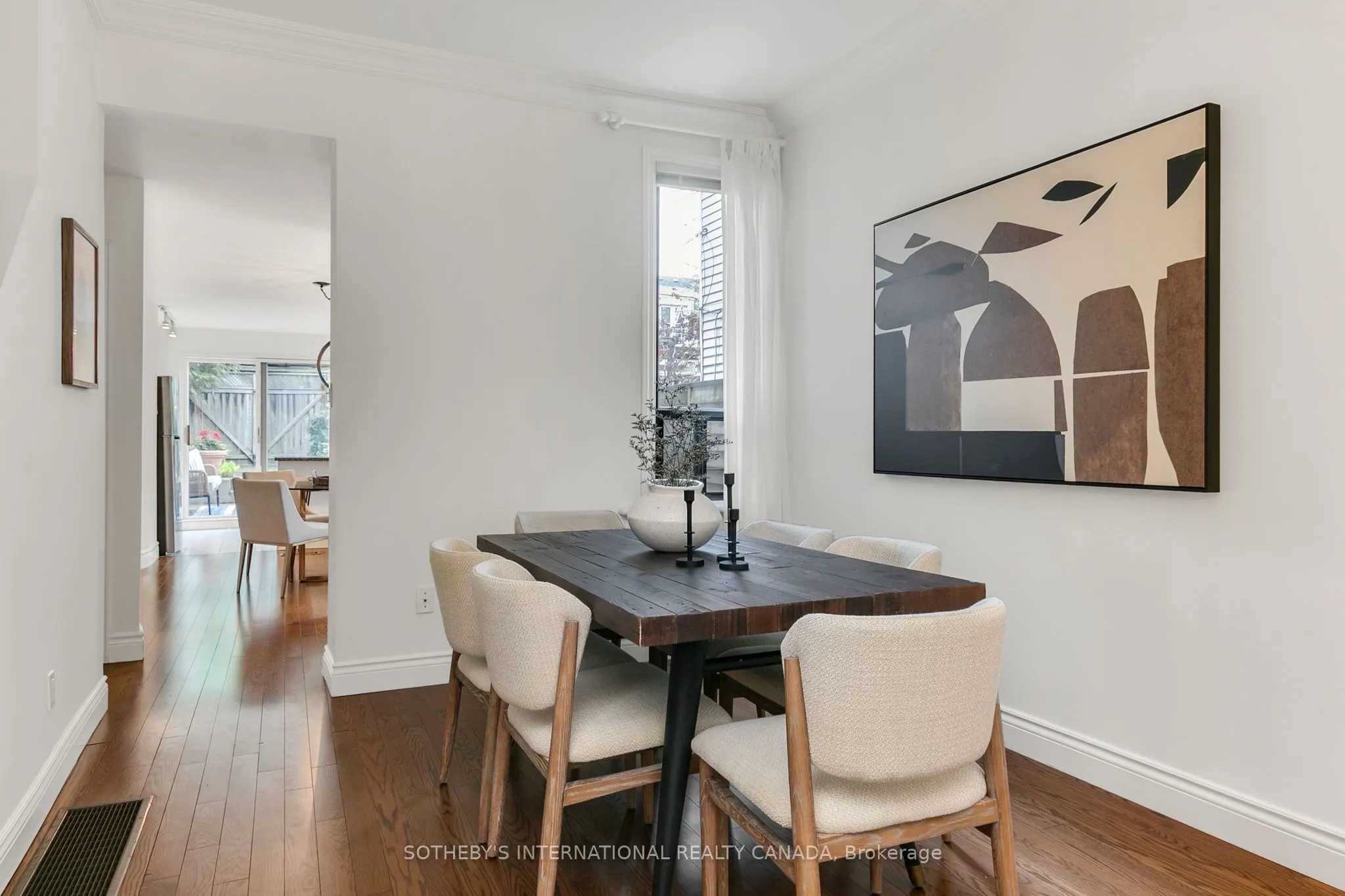 48 Salisbury Avenue