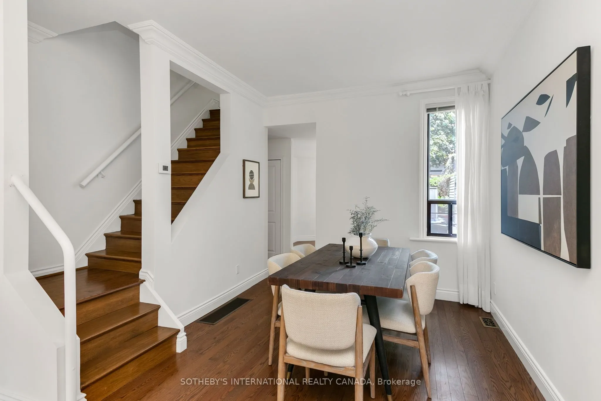 48 Salisbury Avenue