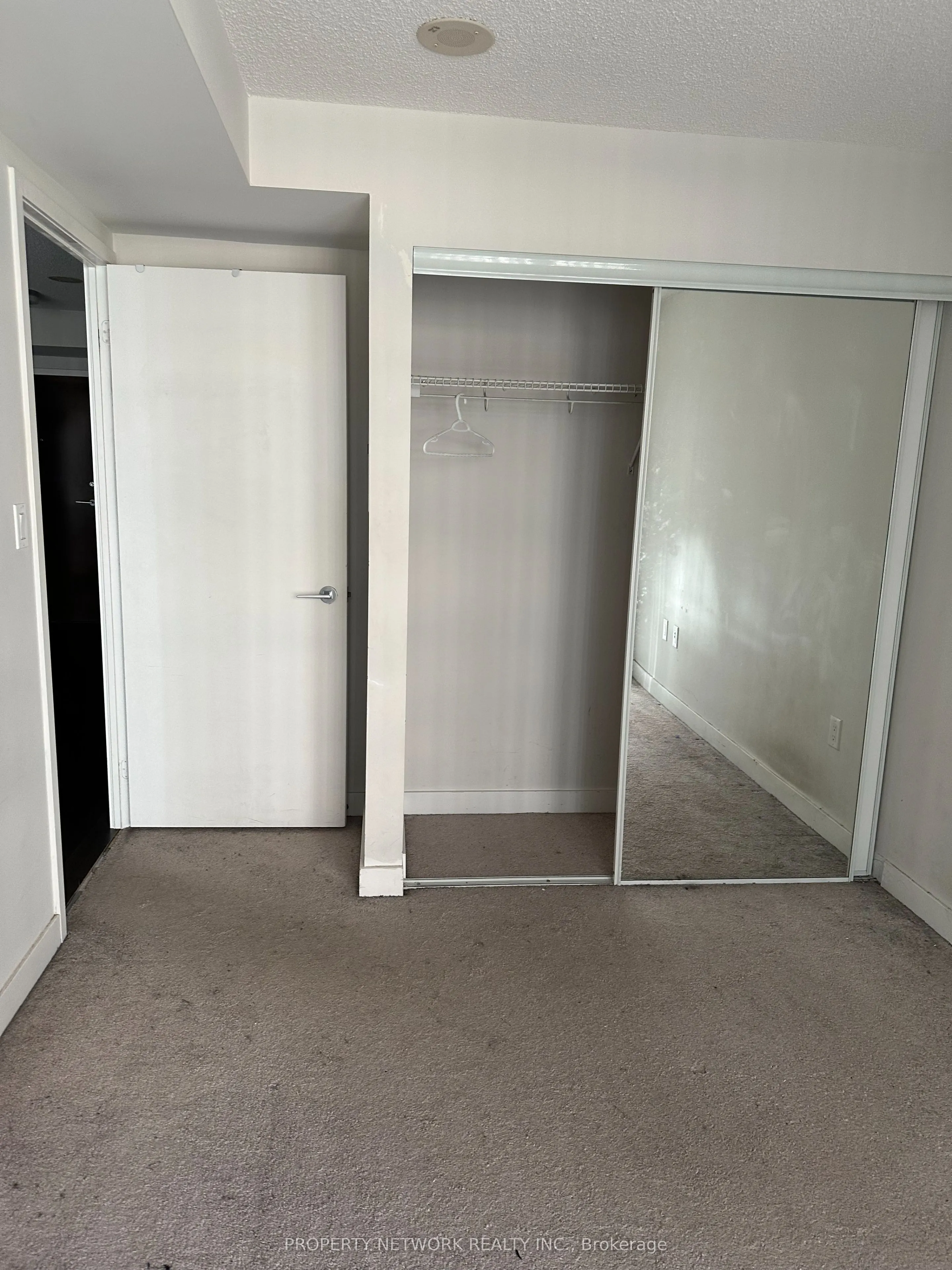 151 Dan Leckie Way, #548