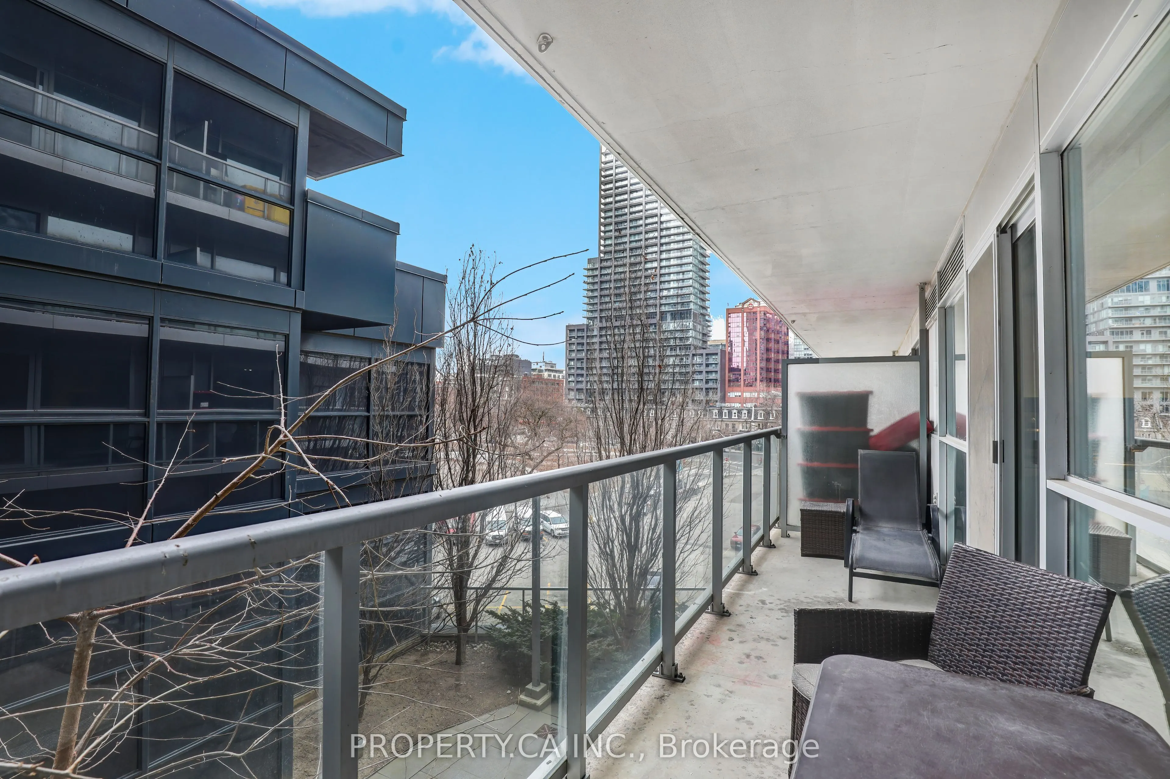 352 Front Street W, #315