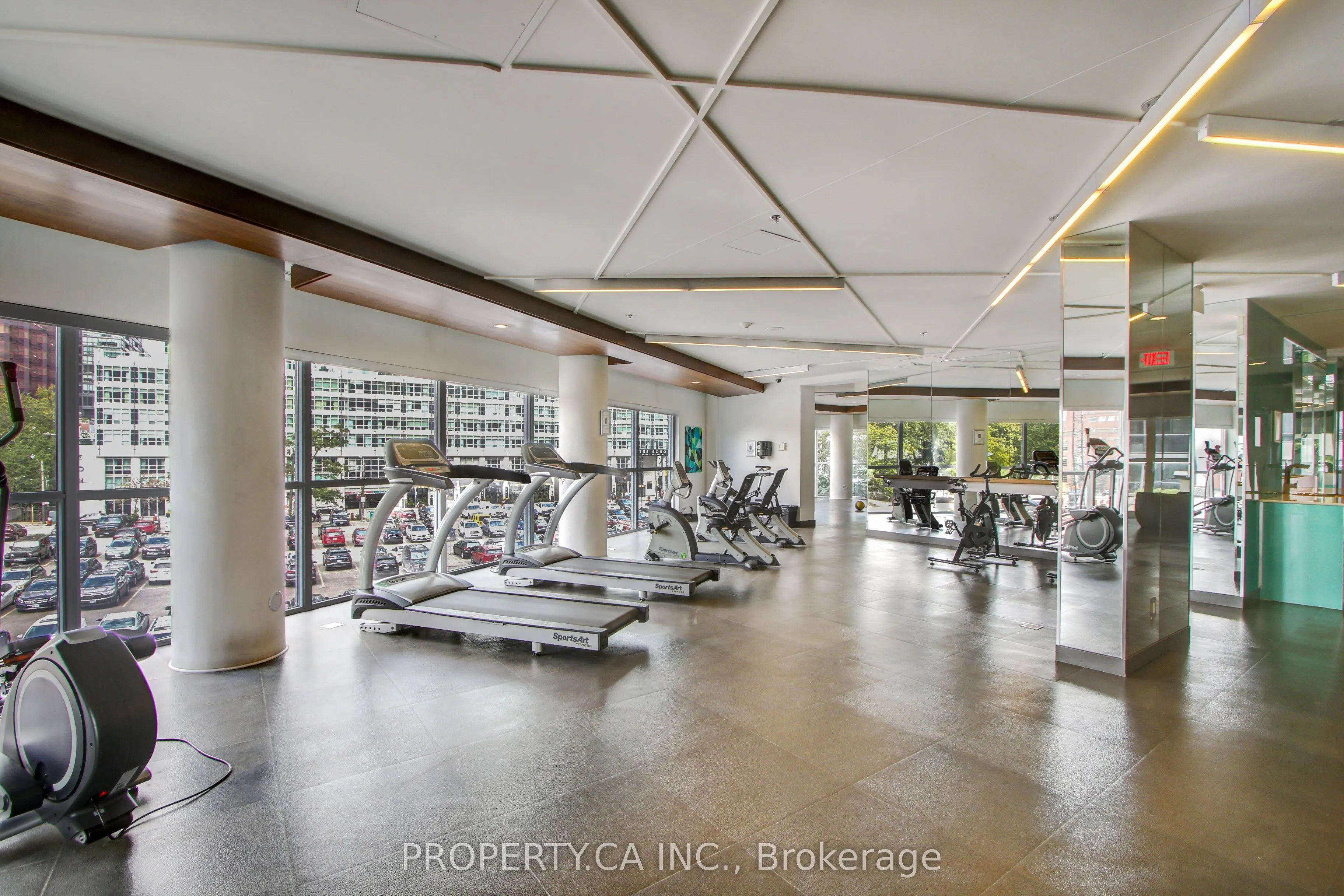 352 Front Street W, #315