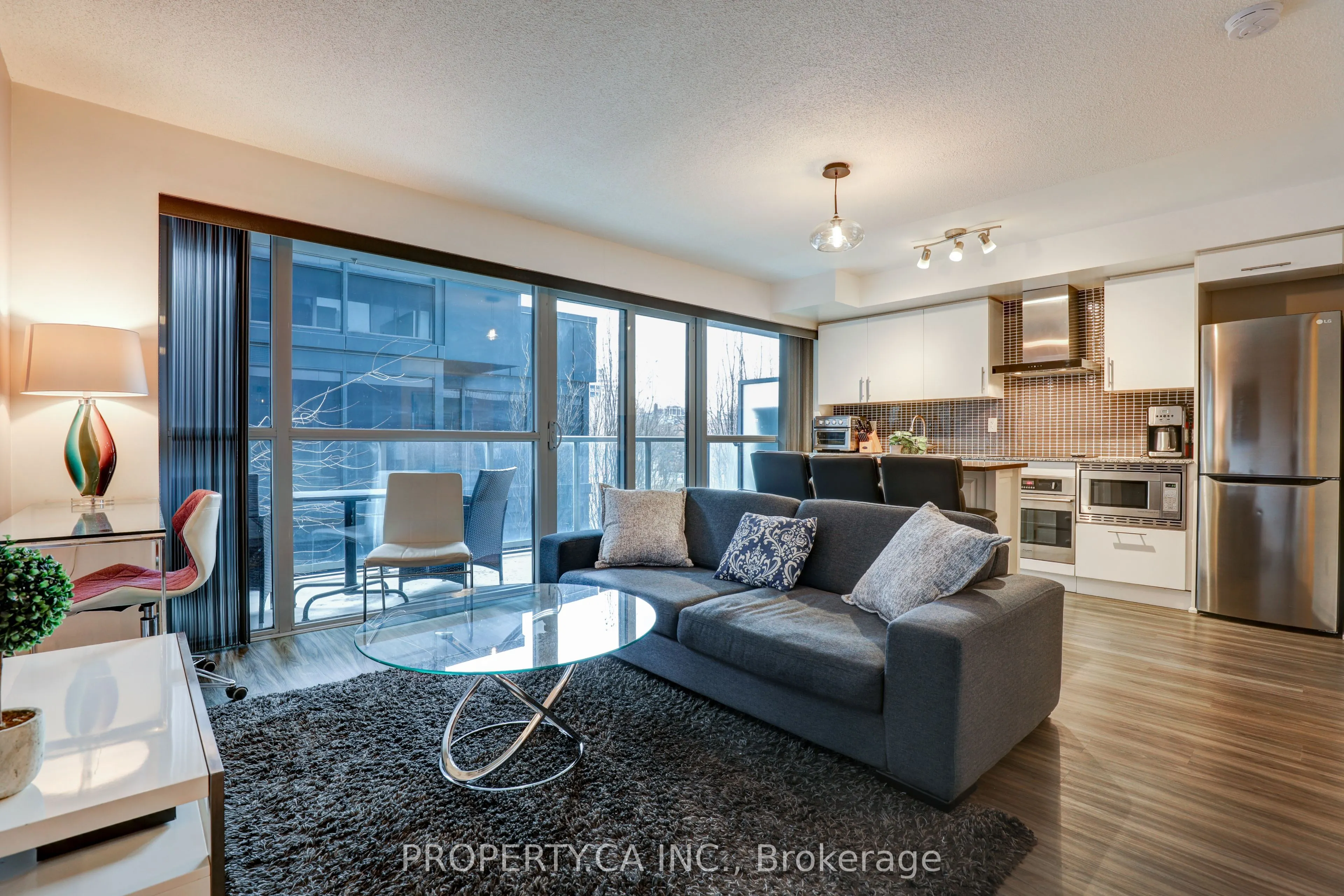 352 Front Street W, #315