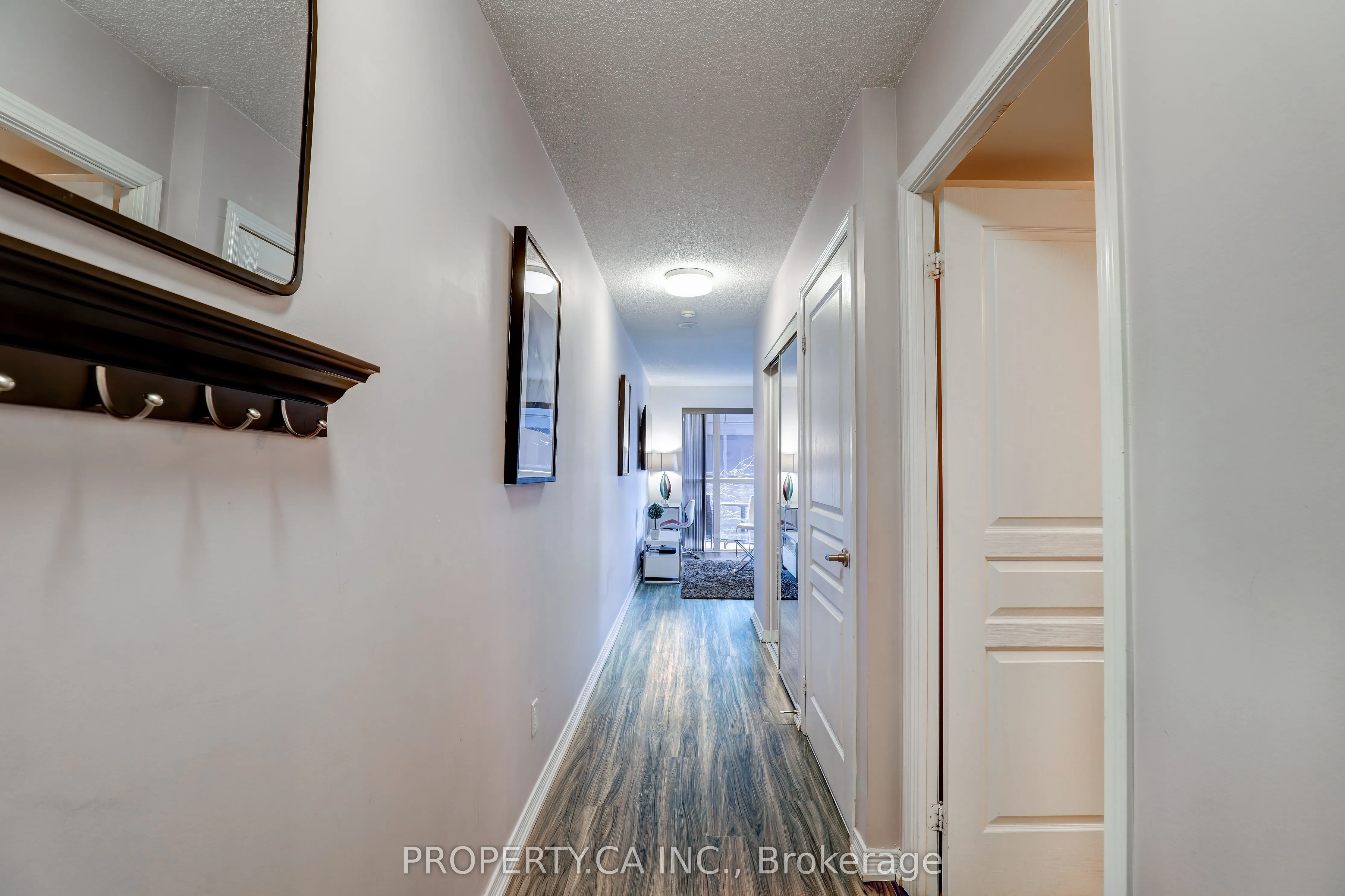 352 Front Street W, #315